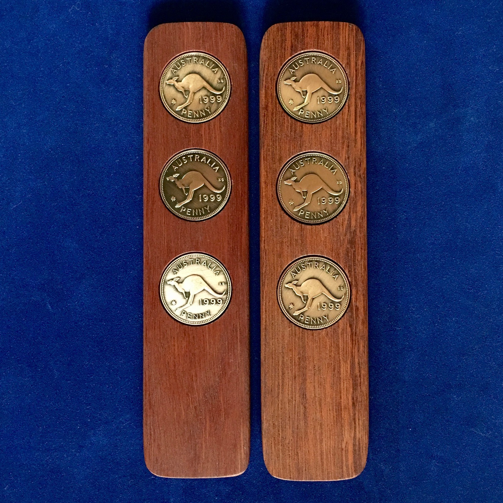 2005 20th Birthday Gift Present Hardwood Two-Up Game 2005 Australian Pennies
