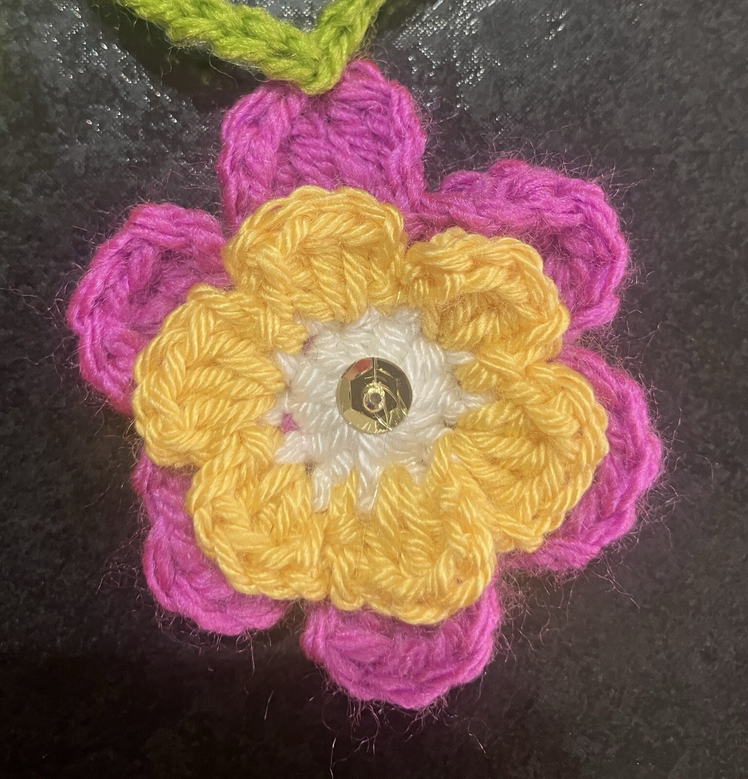 🌸 NEW hand Crochet Flowers Bunting Leaf sequins camper 34” SUMMER window Gift