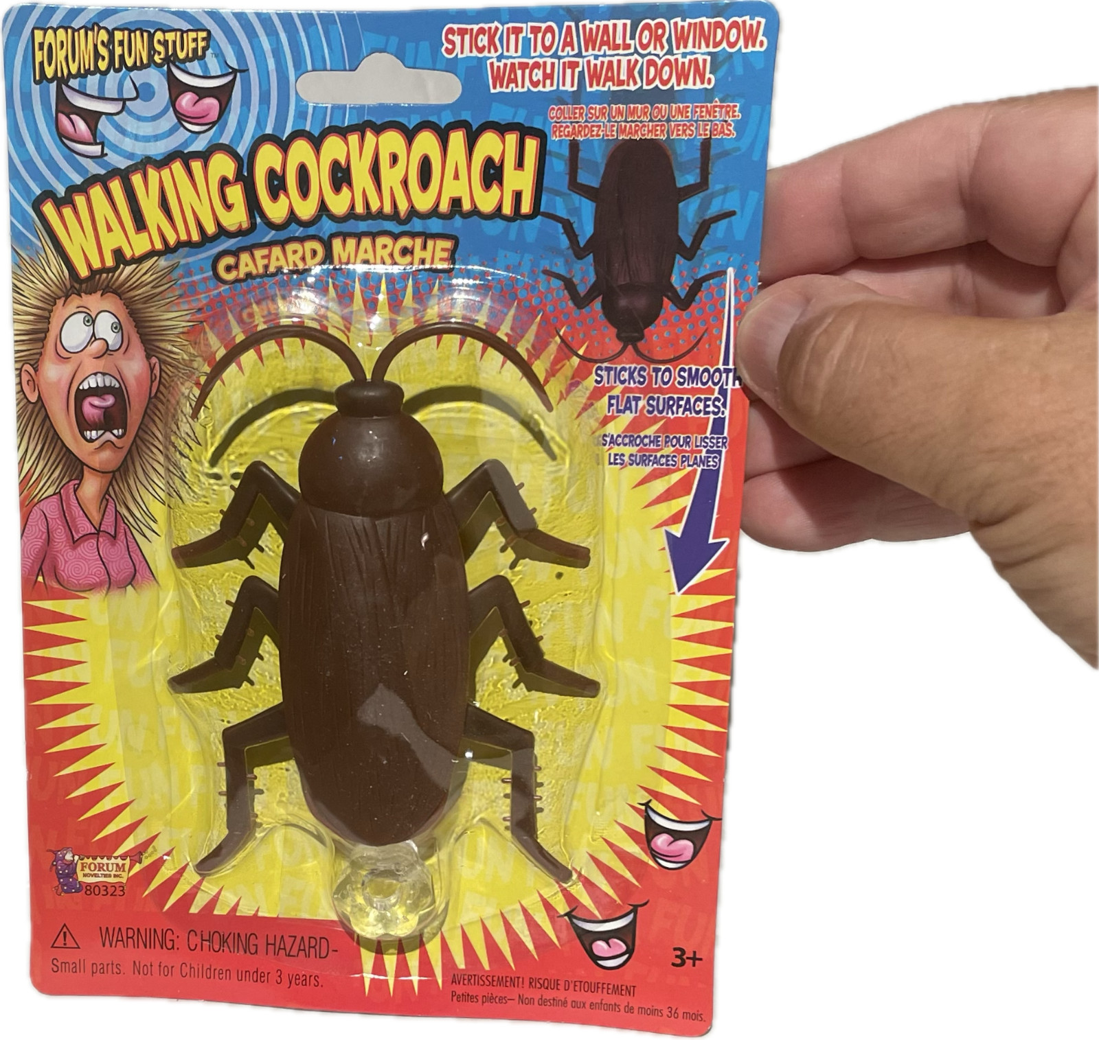 Funny WALKING COCKROACH Jumbo Roach Sticks & Crawls Down Wall Prank Joke Toy Bug