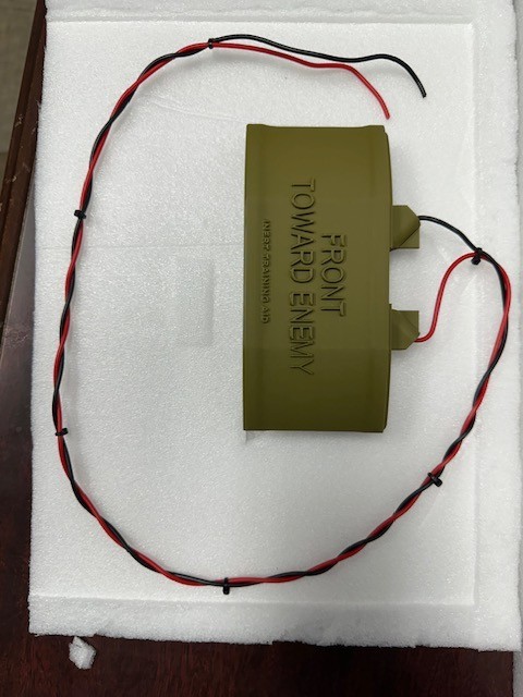 Mini Claymore Doorbell Party Gag Plastic recreation toy