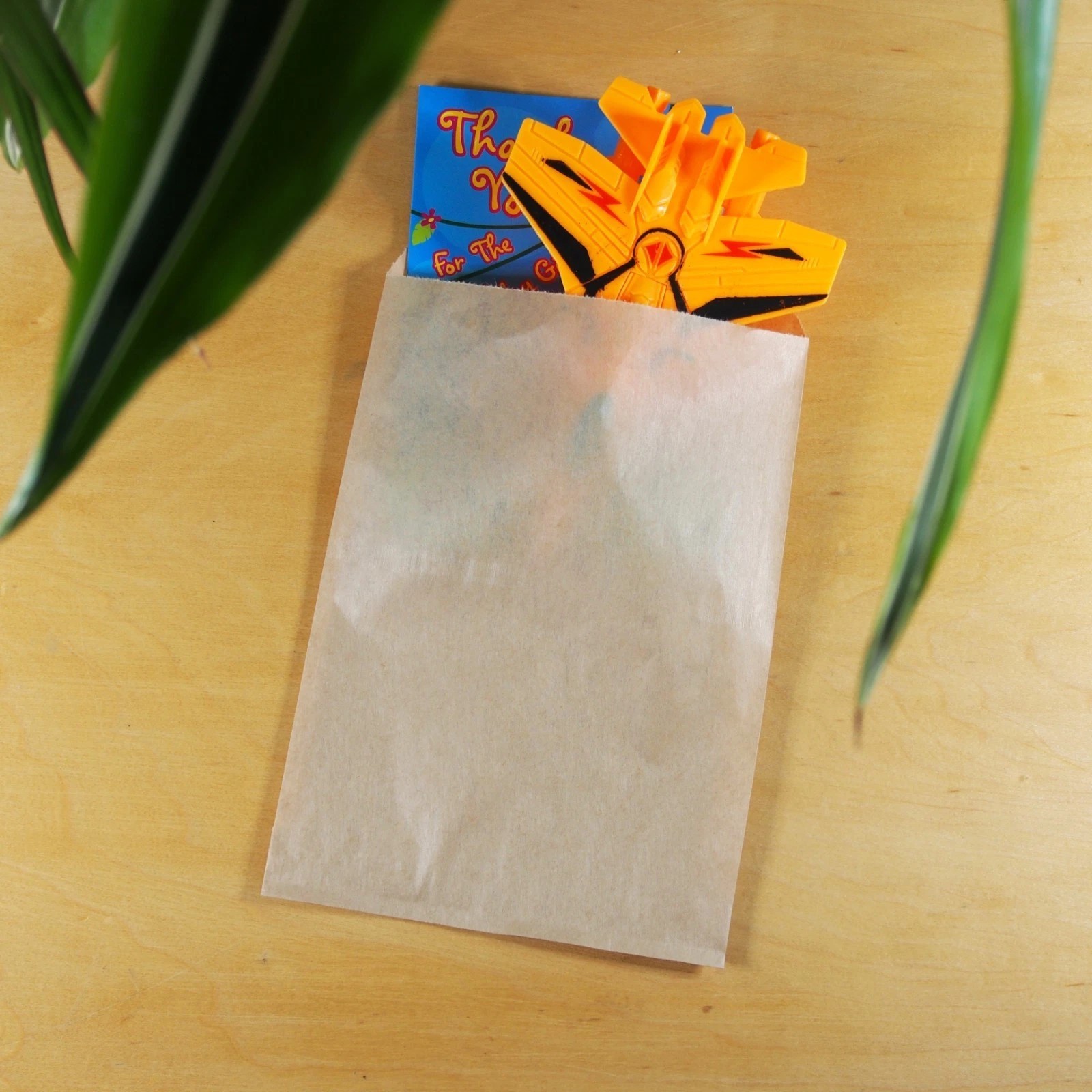 CuteBox White/Kraft Flat Paper Gift Bags 100pcs