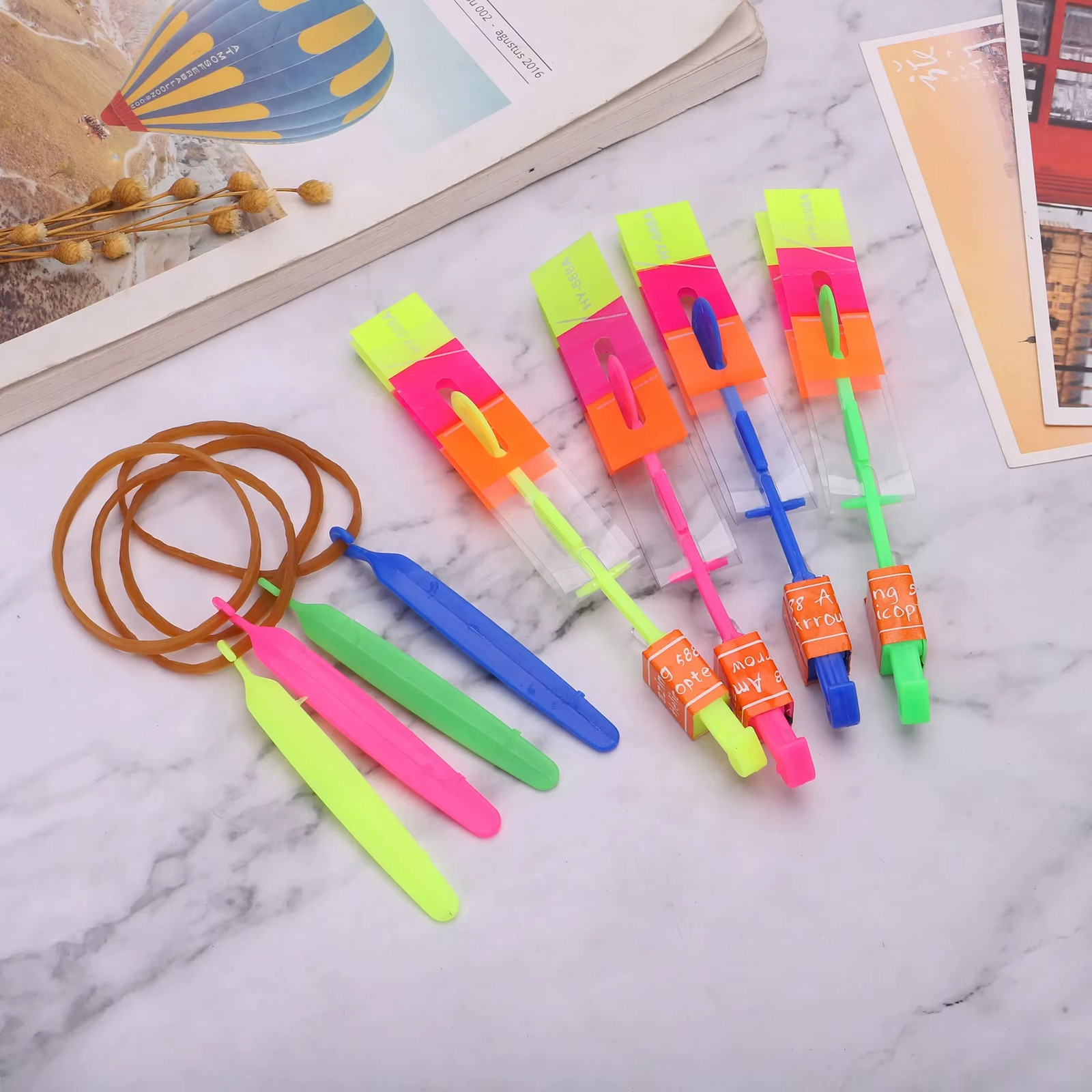 10Pcs LED Light Rockets Flying Toys Slingshot Launcher Birthday Halloween Christ