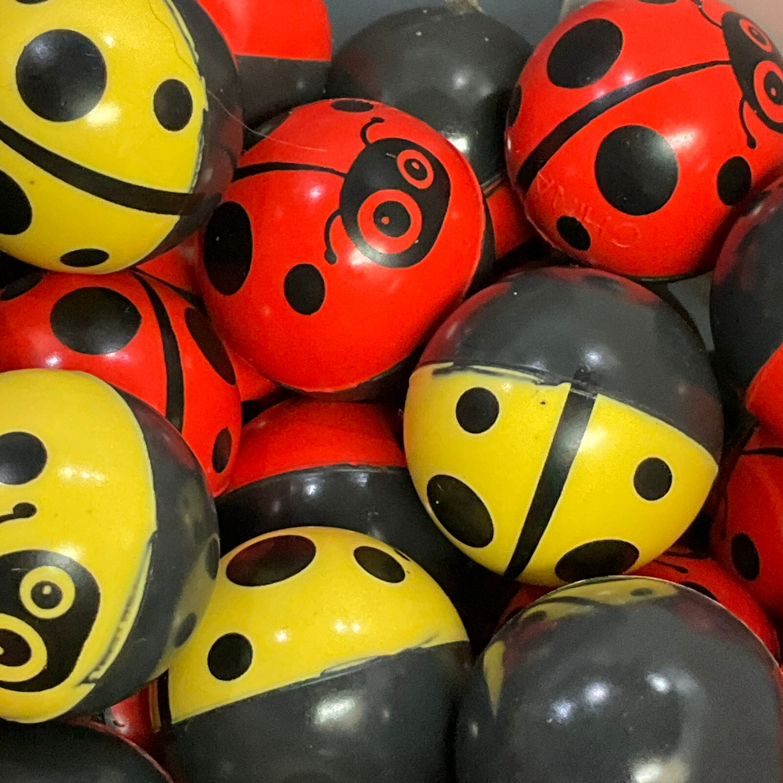 12 Red Yellow Ladybug Mix Rubber Bouncy Balls: Fun Gifts – Party Favors 1″ 27mm