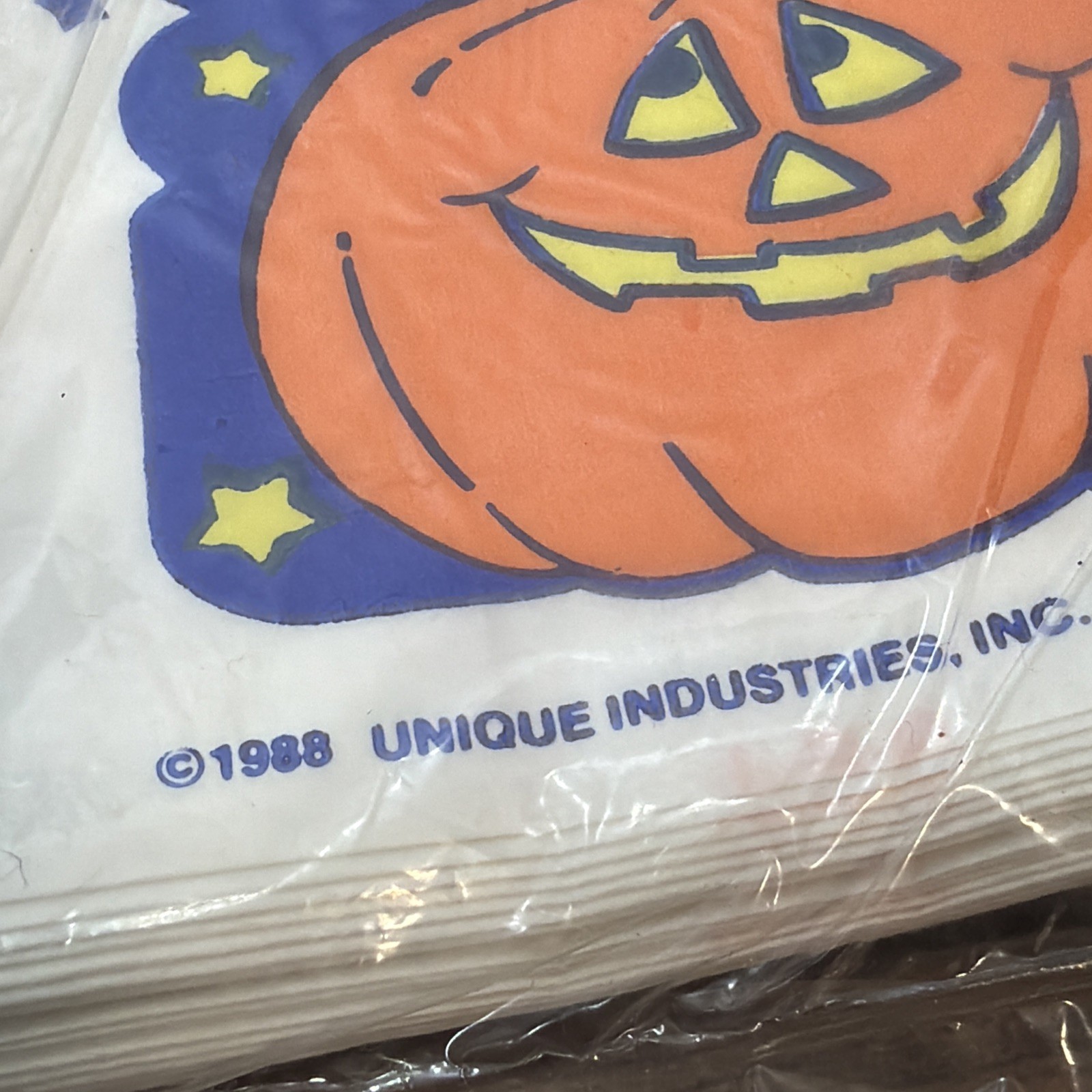 Vtg Halloween Trick or Treat bags Pumpkin Ghost 1980s 120ct NOS Paper & Plastic