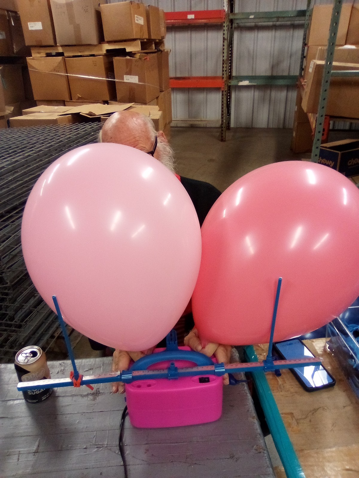 Bulk / Latex 16″ 2nd’s ( 1200 In Box ) Slight Color Run. See Pitchers