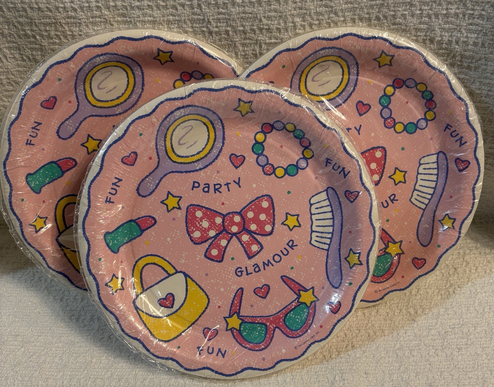 Vintage Hallmark Party Plates Girls Bow Lipstick Hearts Fun 8 Count Lot of 3