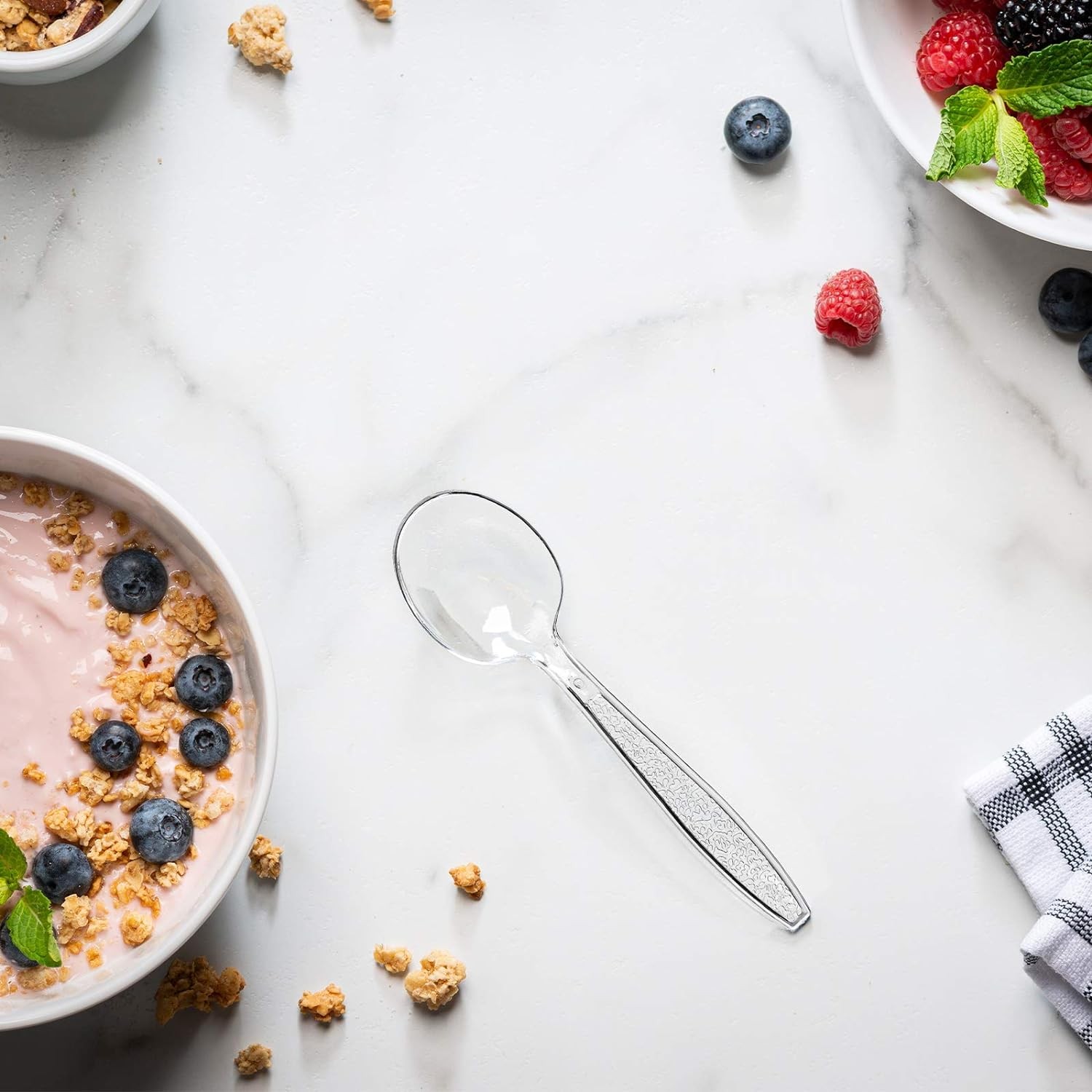 100 Pack] Heavyweight Clear Plastic Soup Spoons with Engraved Design –