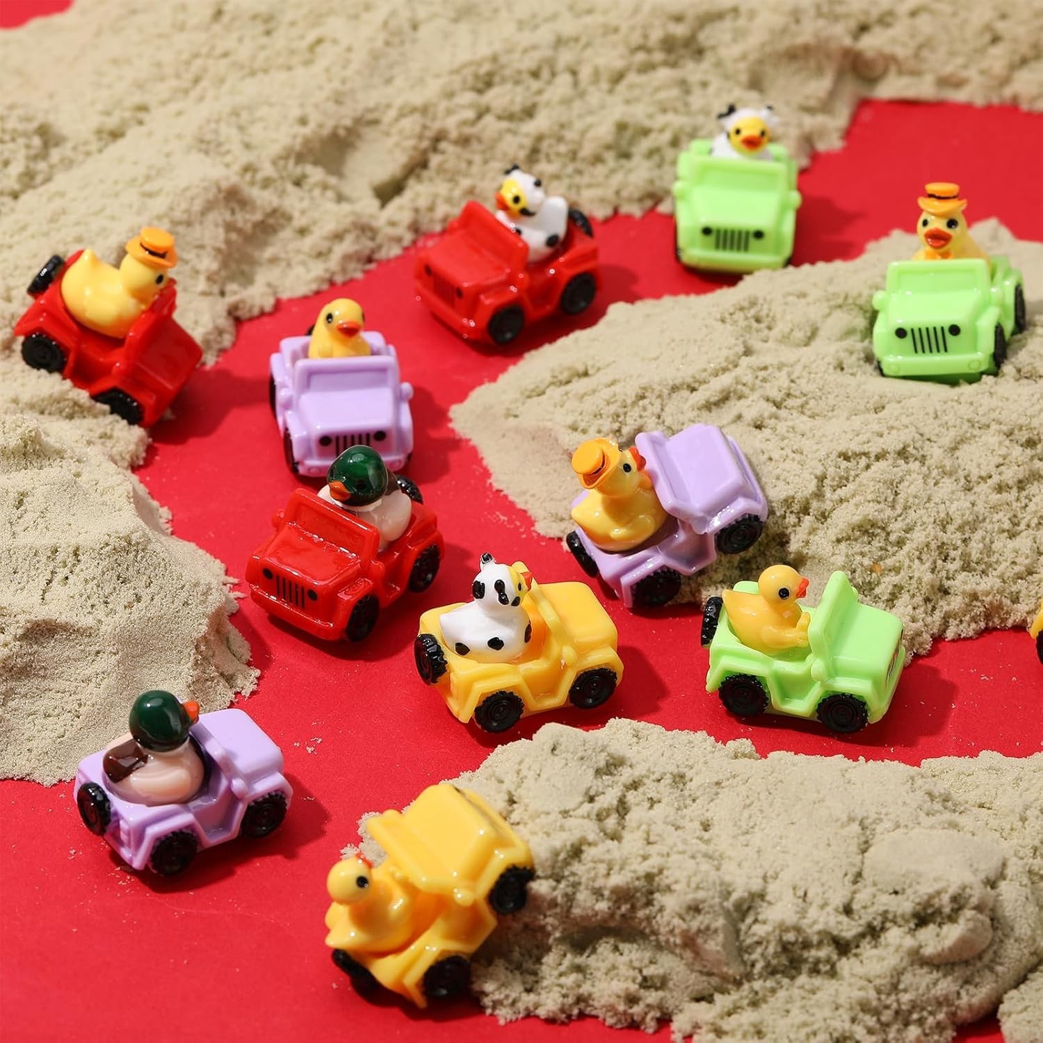 12 Pcs Ducks for Jeeps, Funny Jeeps Ducks for Ducking, Mini Resin Ducks in a Jee