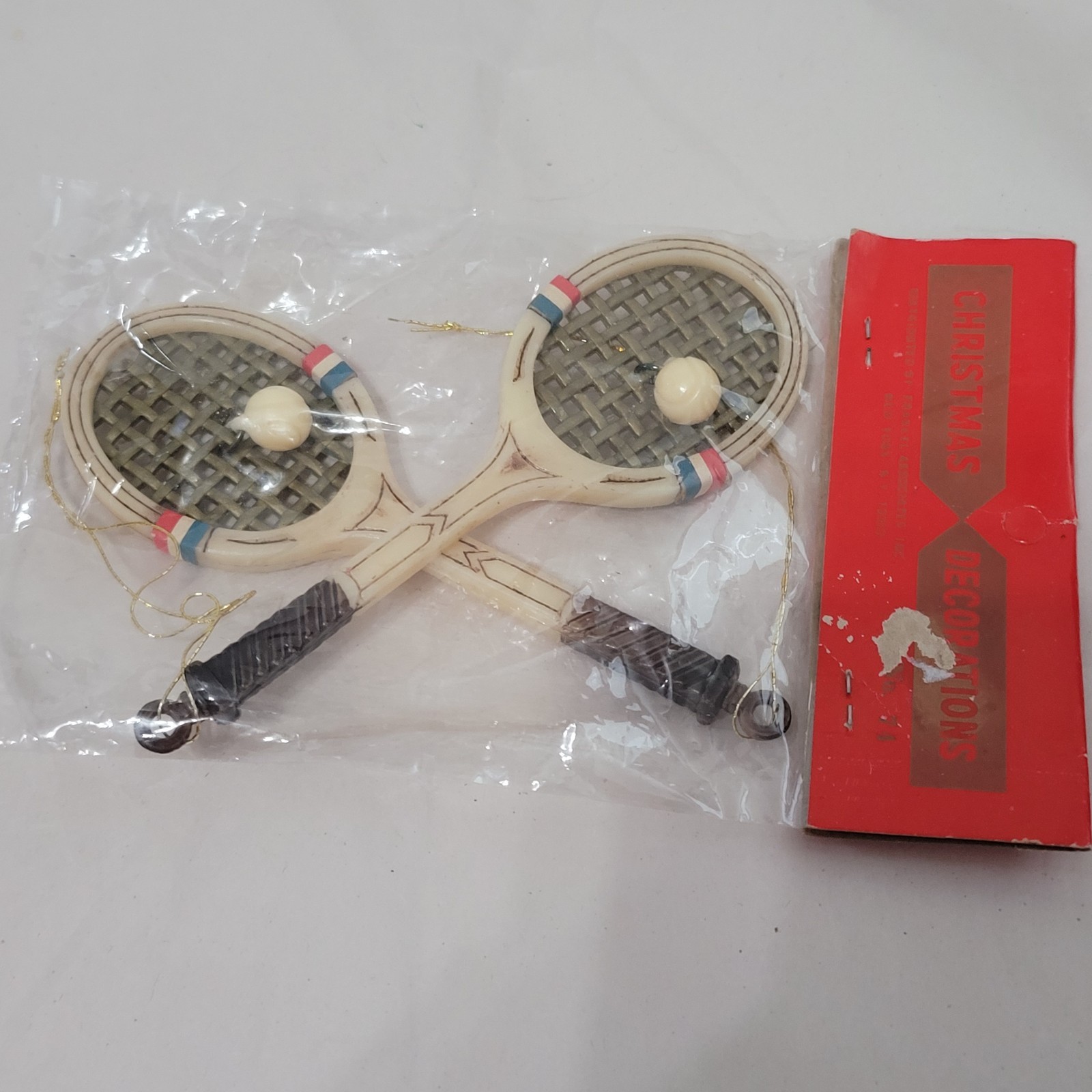 VTG Retro ‘Wooden’ Tennis Racket Ornaments , 5″, Set Of 2, Made Of Plastic