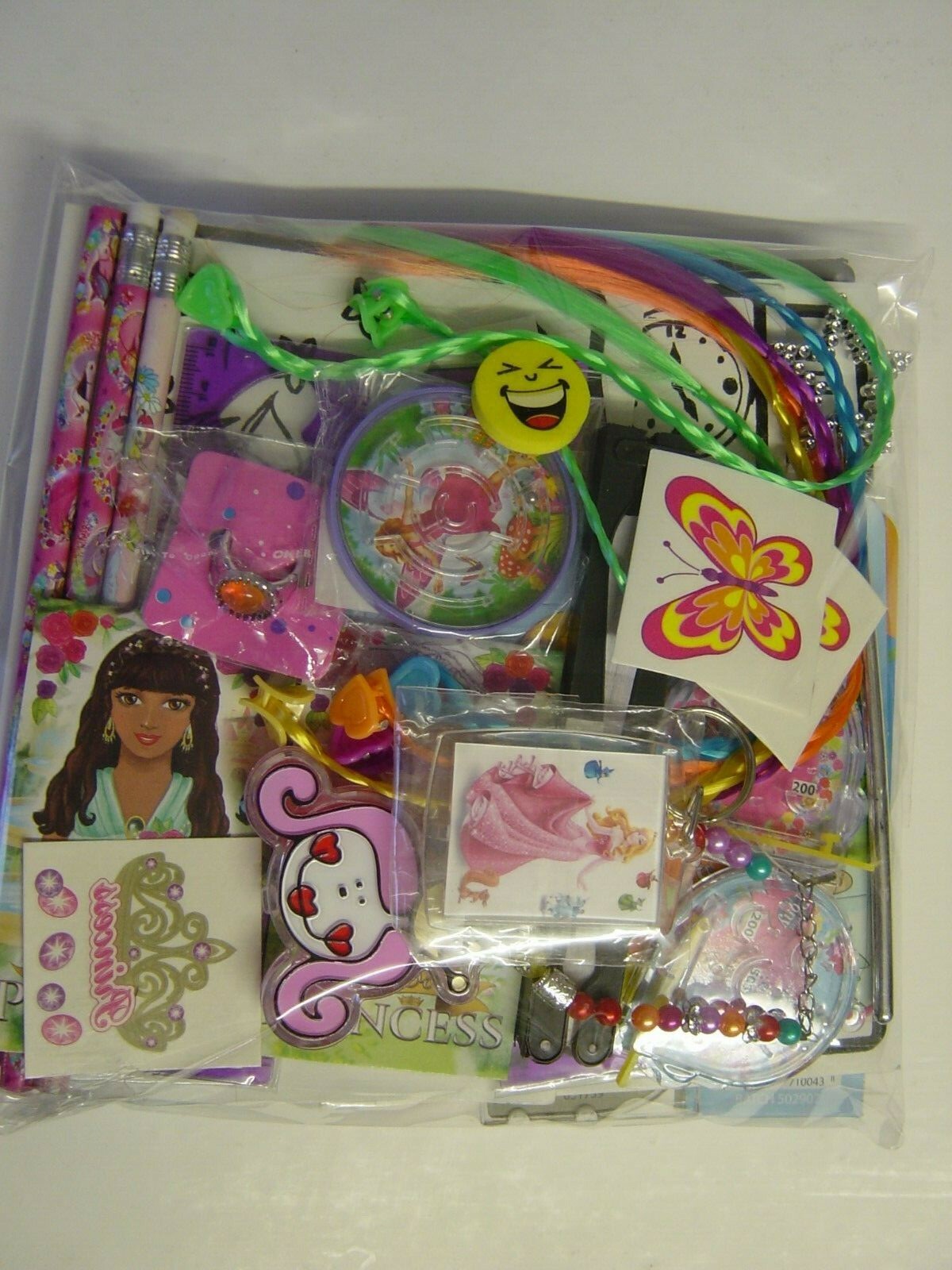 100 Party Bag Toys, Childrens Kids School Gift Lucky Dip Pinata Fillers NEW