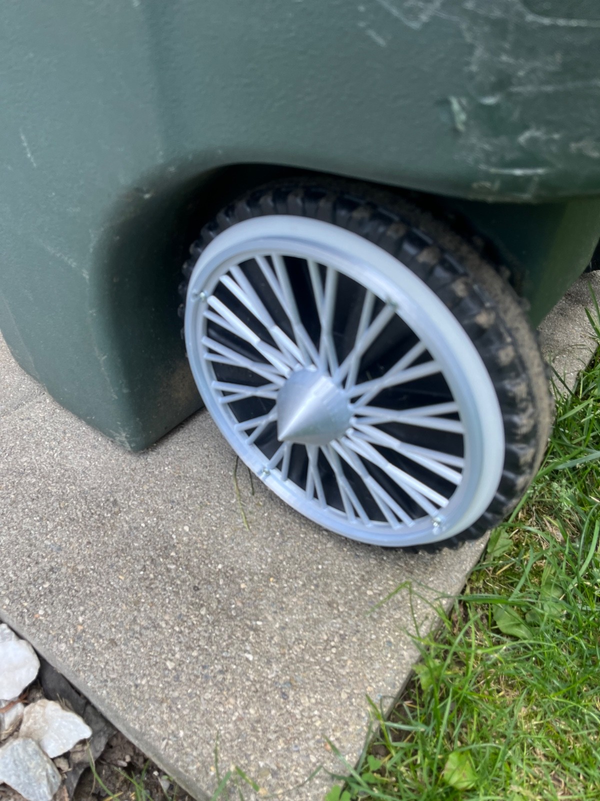 3D Printed Dayton Spoke Trash Can Rims Wheel Covers Whitewall Gold or Silver Set