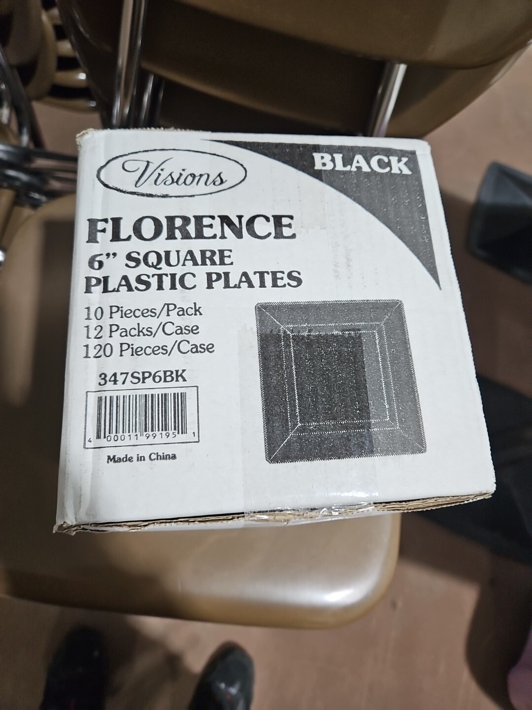 Florence 6″ Square Plastic Plates, Black Case