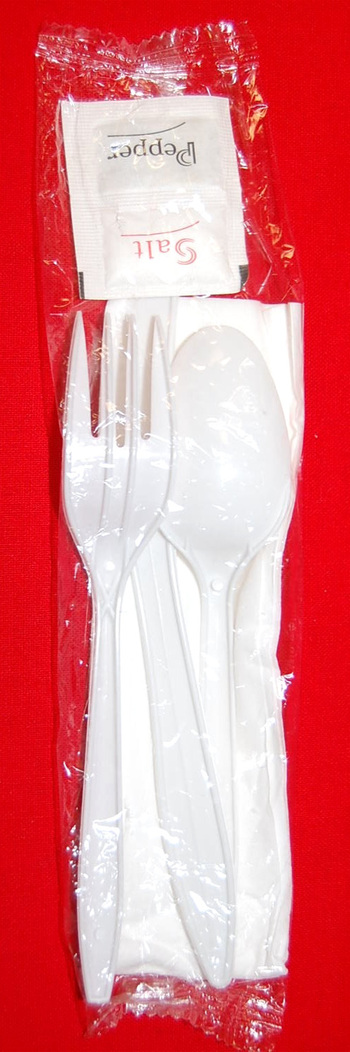 VINTAGE #V17600 Polypropylene Cutlery Kit Fork,Knife,TS,S+P,Napkin 250Kit M4277
