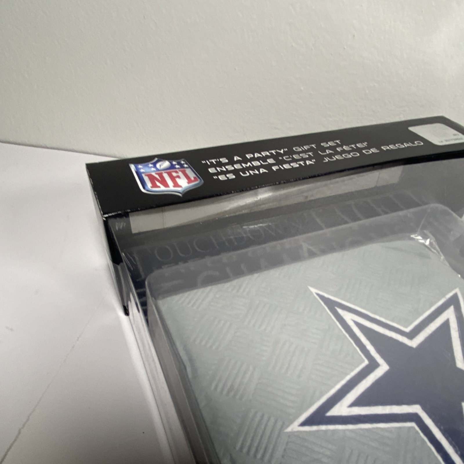 NFL Dallas Cowboys Party Gift Set – Napkins, Glass, Spreader, Sports Theme