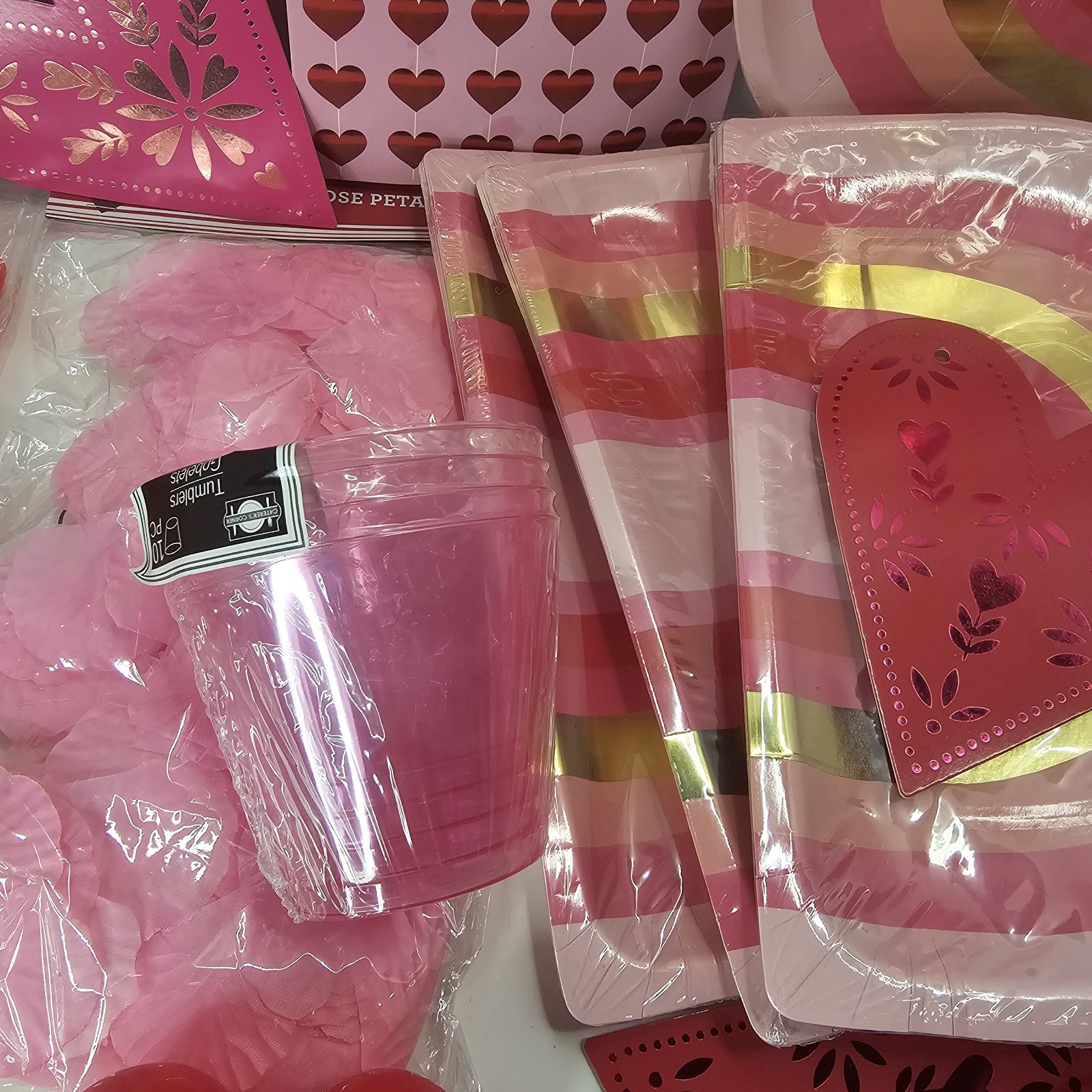 Valentine’s Day Party Supplies Lot Heart Garland Decor Cards Rose Pedals Plates
