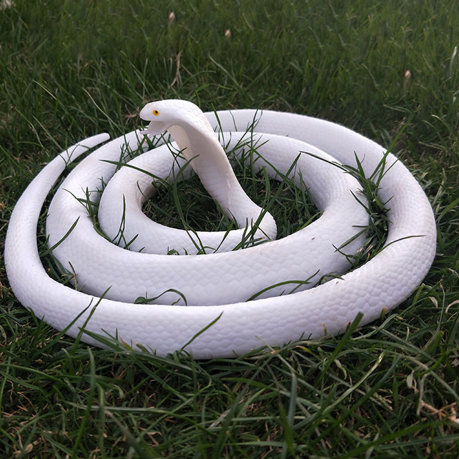 32″/48″/56″ Fake Realistic Snake Lifelike Scary Rubber Toy Prank Party Joke Prop