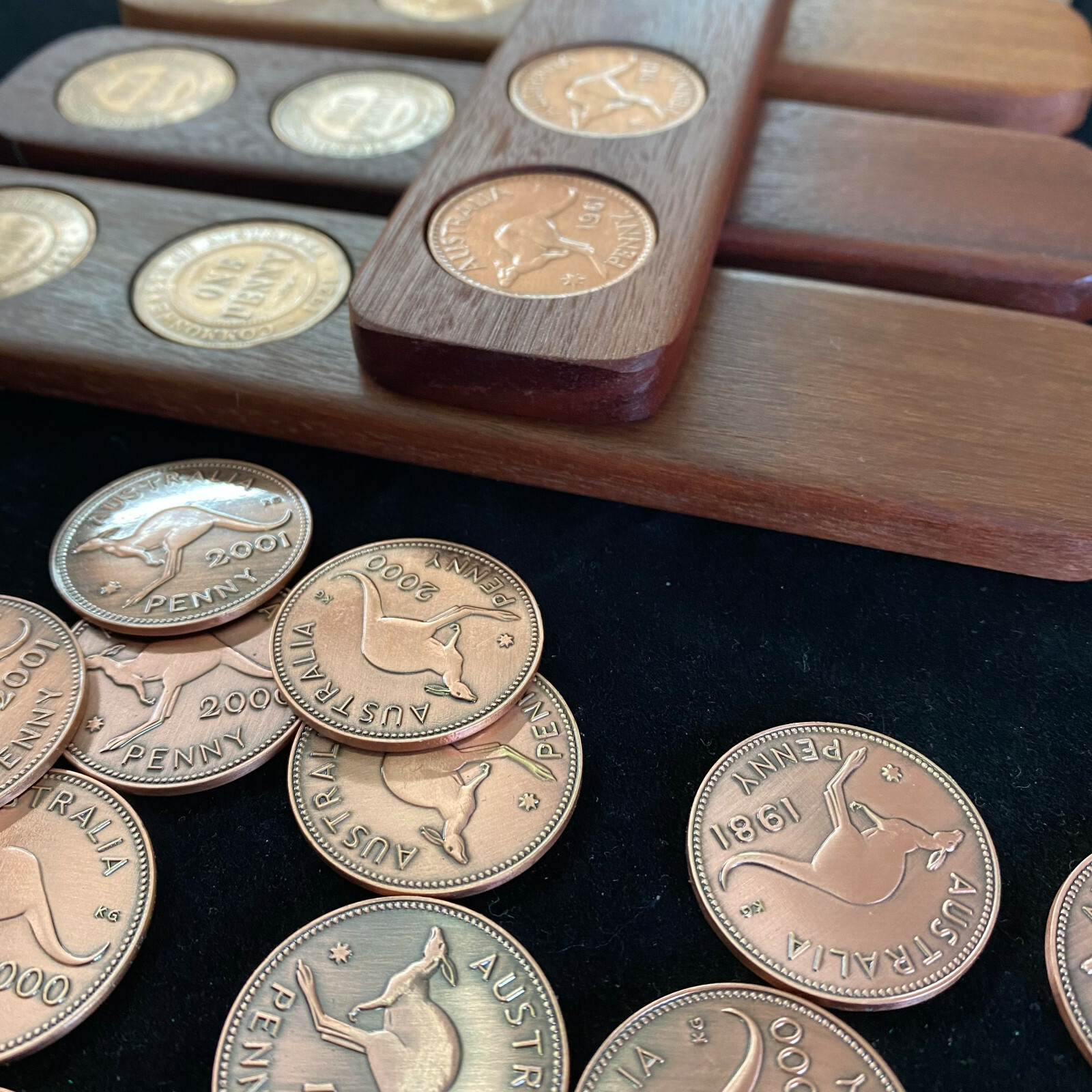 100th Anniversary Gift Present Two-Up game set 1924 Australian Penny two up