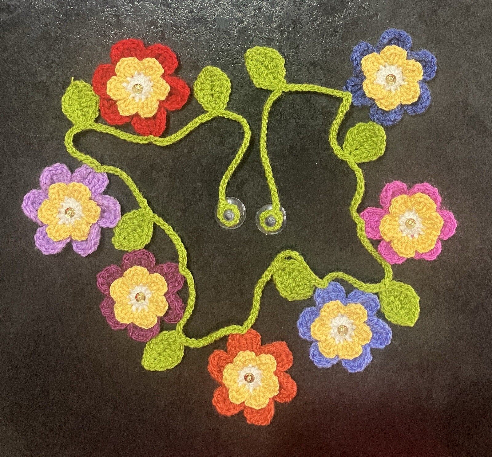 🌸 NEW hand Crochet Flowers Bunting Leaf sequins camper 34” SUMMER window Gift