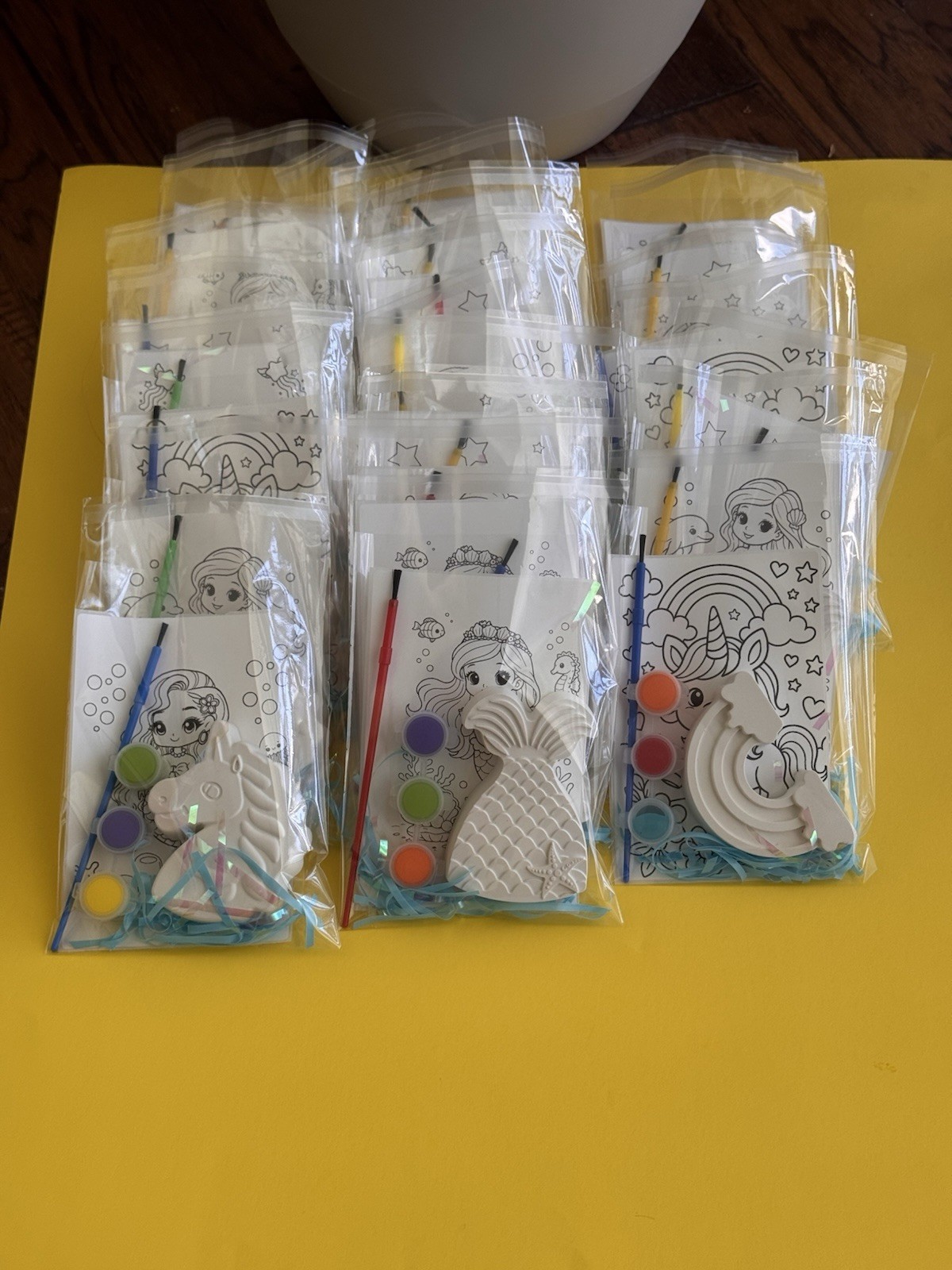 Kids Unicorn/Mermaid DIY Painting Party Favor Set White Plastic/Paper Birthday