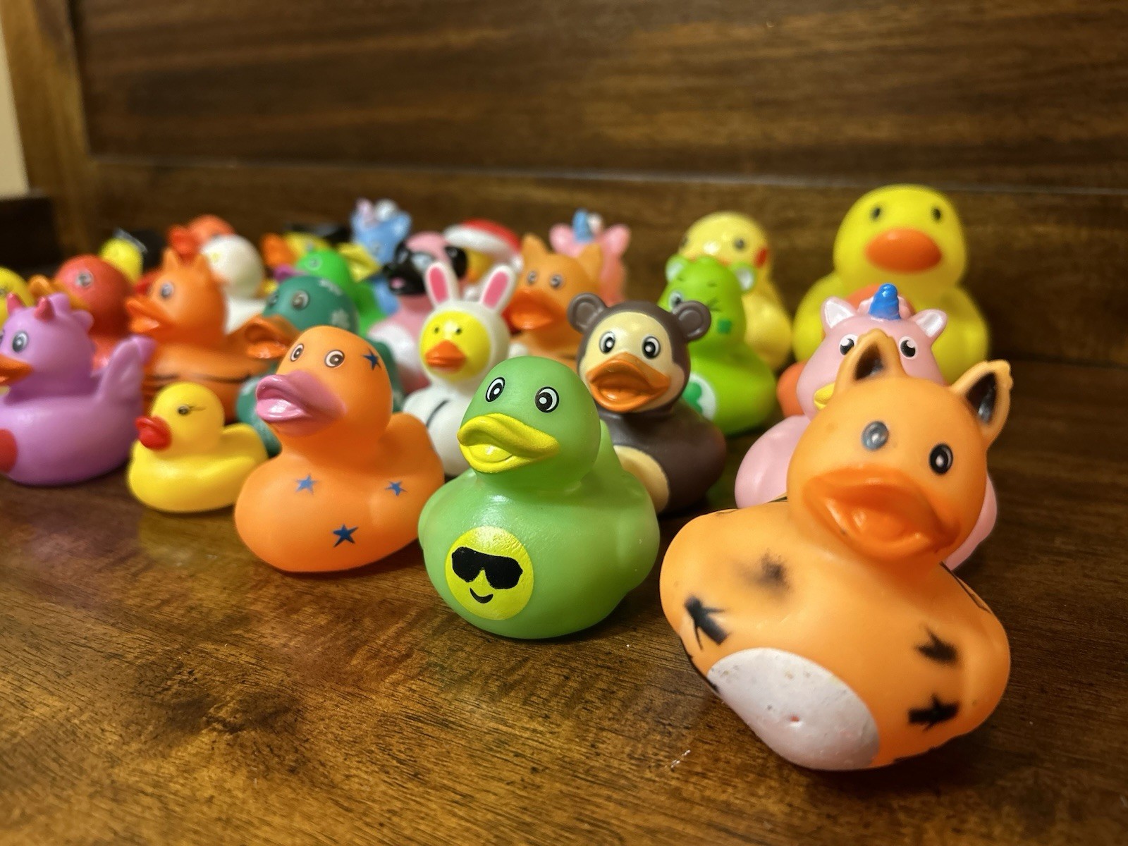 Lot of 28 Rubber Ducks Assorted Costumes Themes Holidays Jeep Bath Floaters 1+”