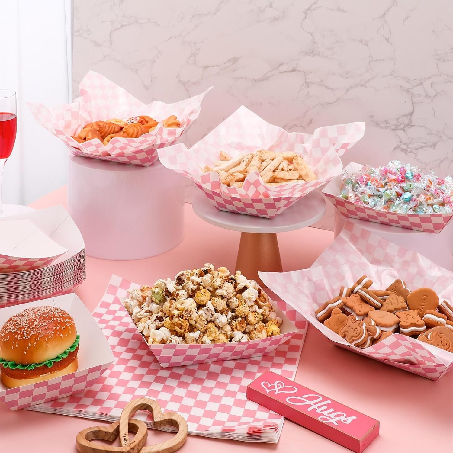 Gingham Disposable Paper Food Trays with Wax Paper for Parties, 100 Pcs