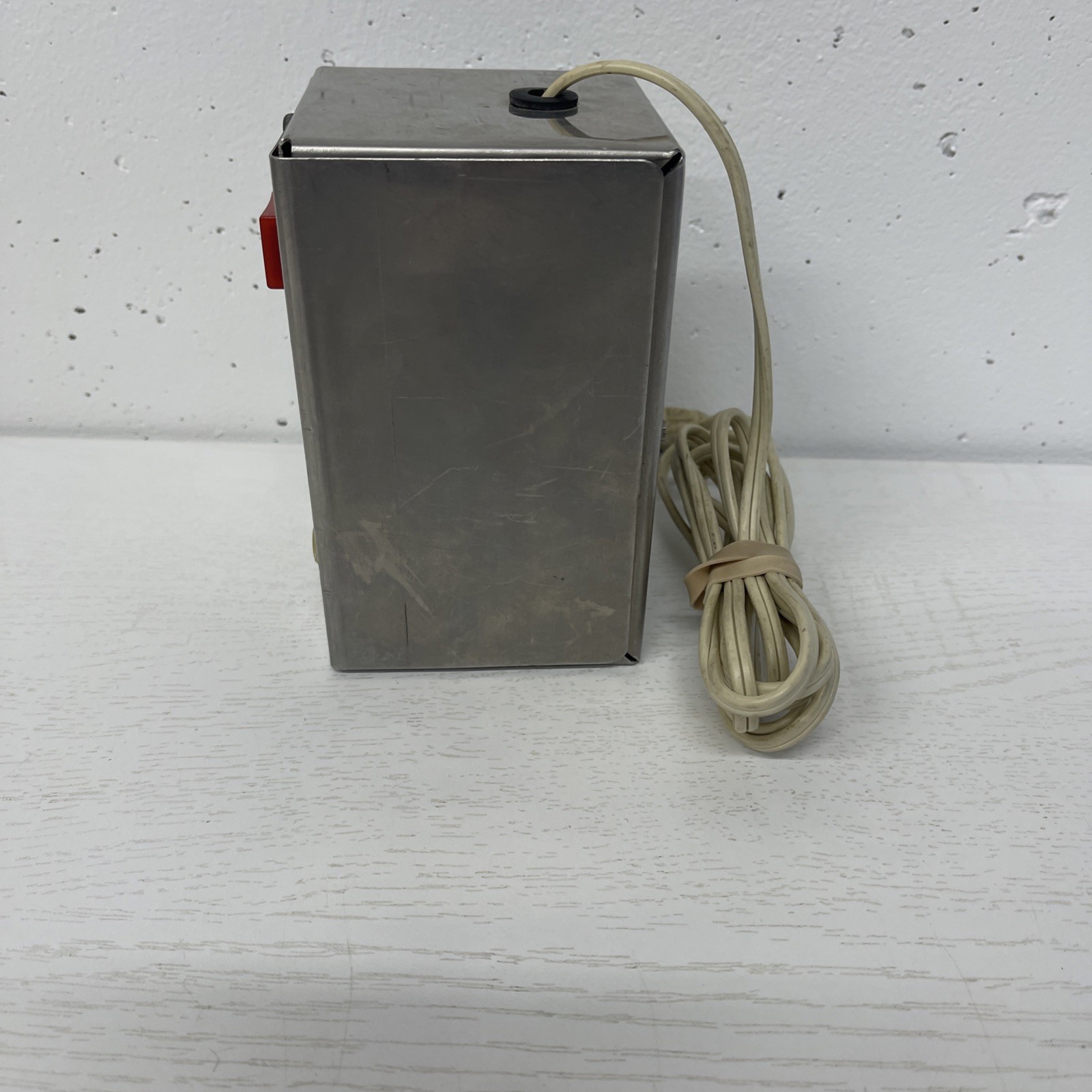 Prank Do Nothing Plug In Box – One Of A Kind Gift