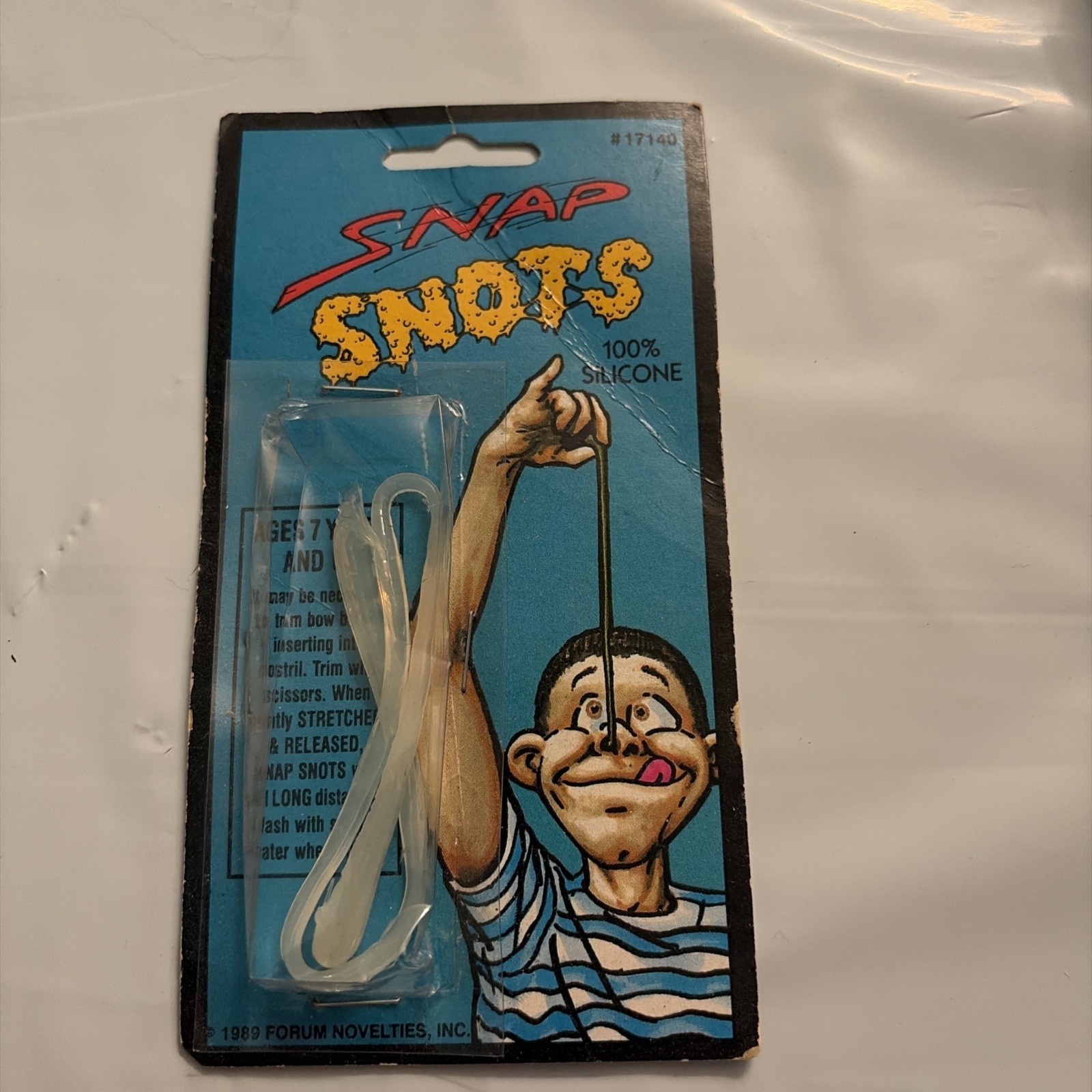 SNAP SNOTS Forum Novelties Fake About Booger Prank Joke Gag Stretch Box1-8