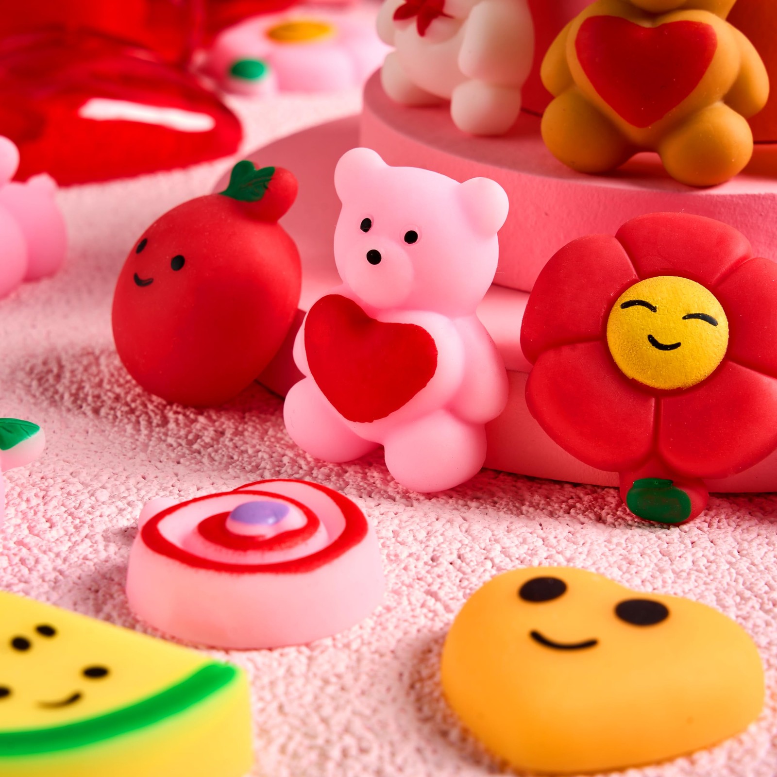 Joyin 28 Packs Valentines Day Heart Gift Cards Mochi Squishy Toys And Heart