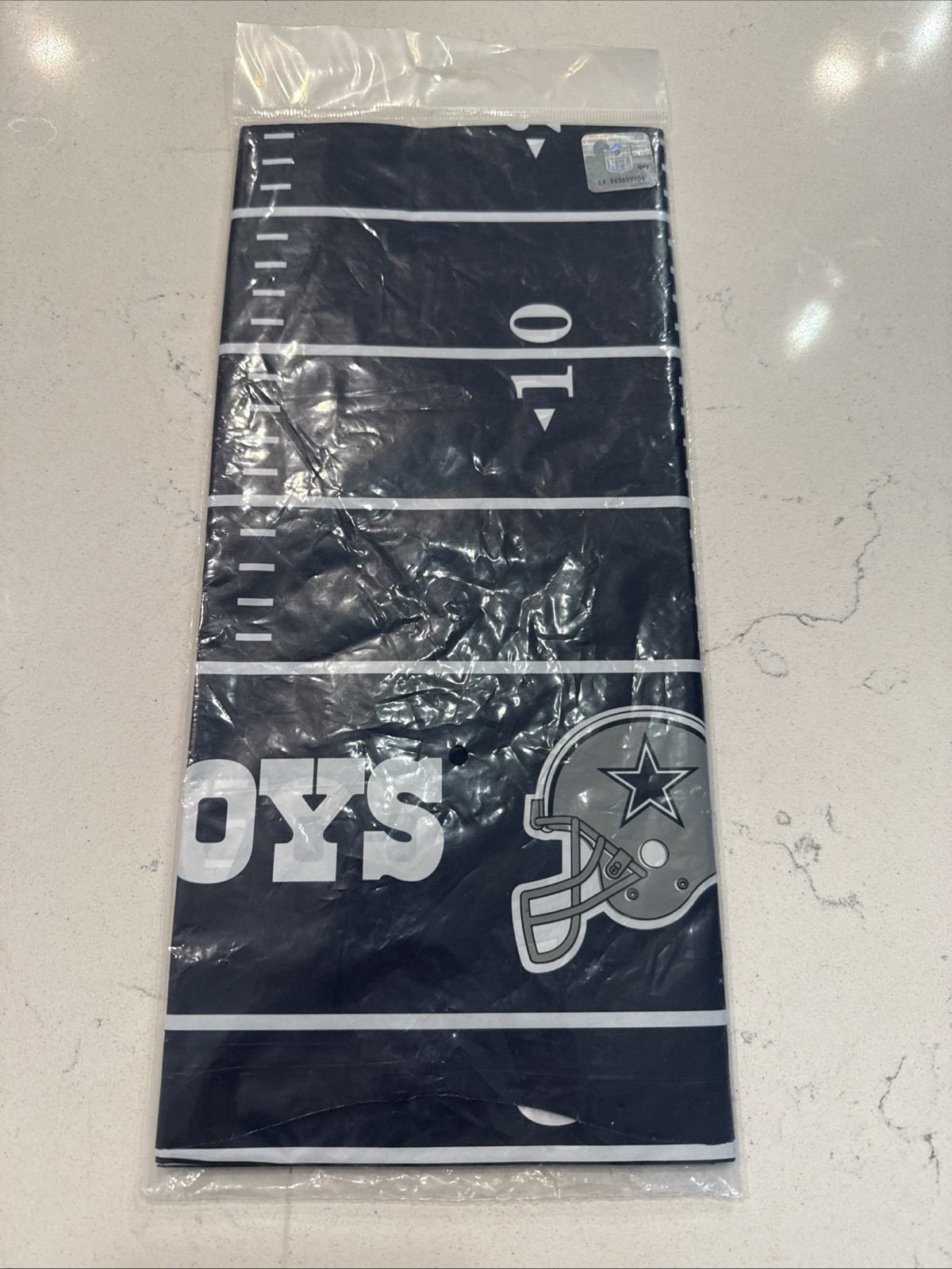 Amscan Dallas Cowboys Plastic Table Cover 54″ x 96″ Blue Football Field