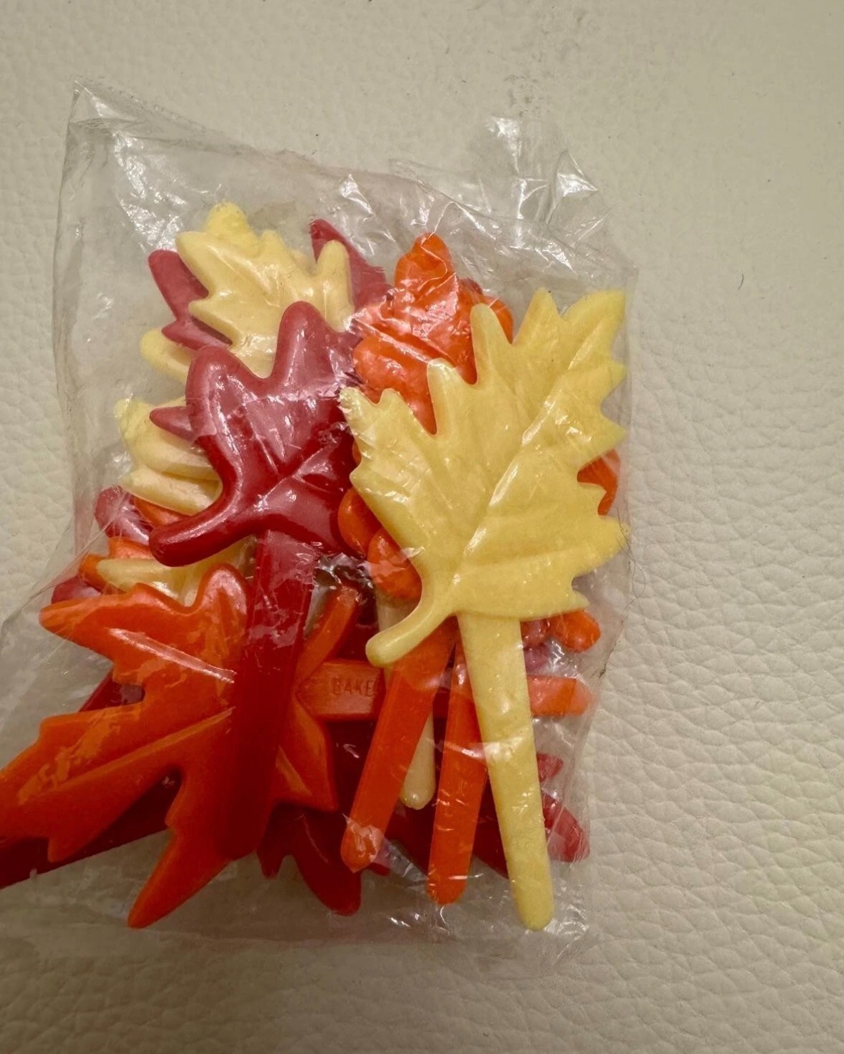 Happy Thanksgiving Fall Leaf Cupcake Toppers/Picks – NEW