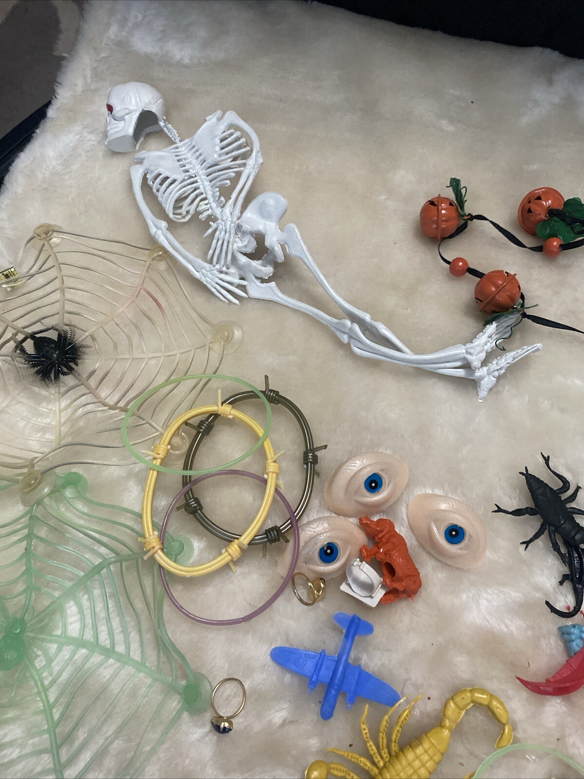 Halloween Toy Trinket Lot Skeletons Bats Spiders Pez Skull