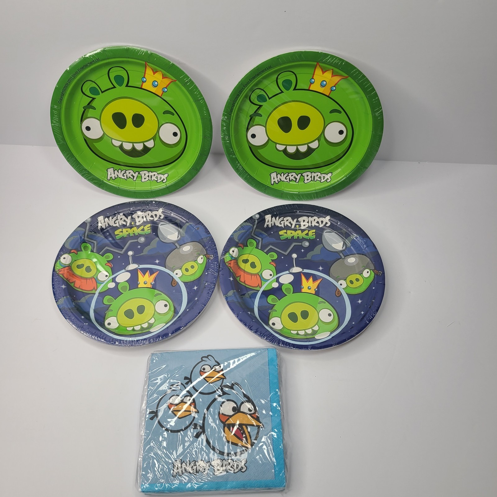 Angry Birds Green Pigs Space Paper Plates 7″ & Napkin Party Birthday Decoration