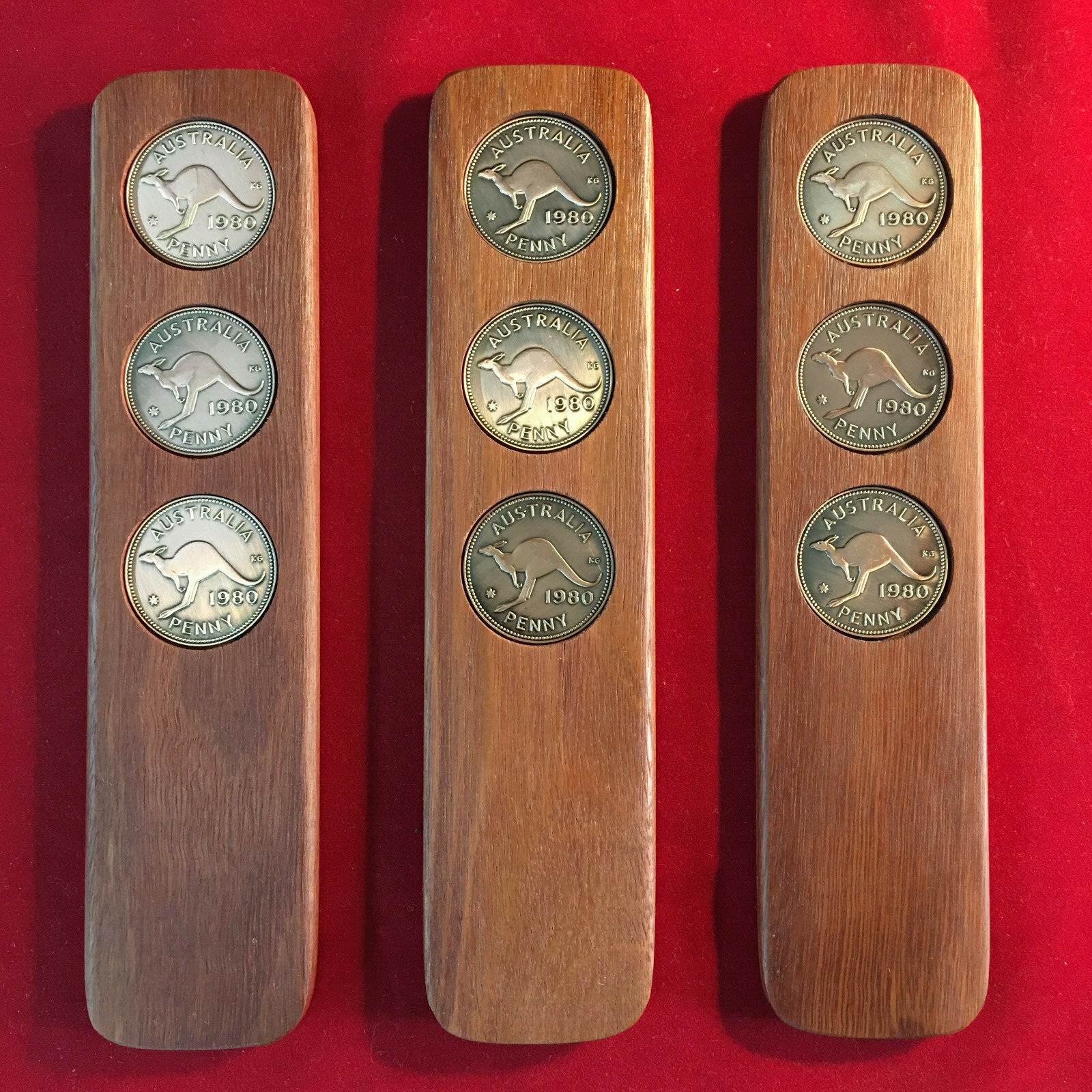 2005 20th Birthday Gift Present Hardwood Two-Up Game 2005 Australian Pennies