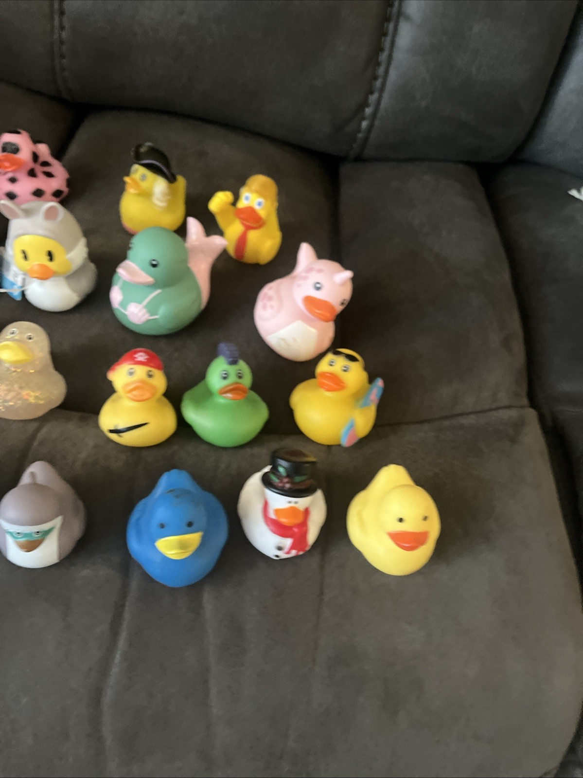 Lot of 22 Rubber Ducks Duckies Jeep Themed