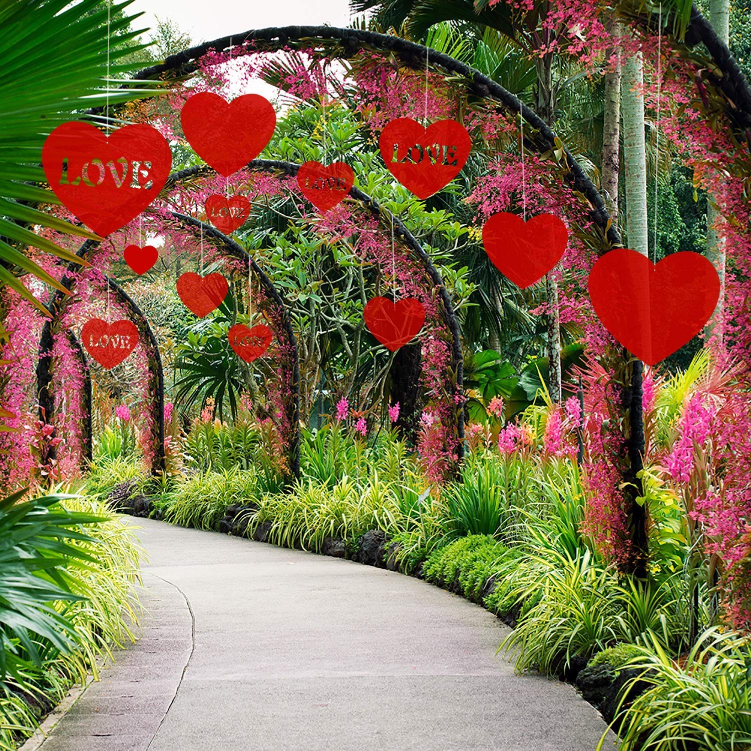 25 PCS Valentines Lawn Decorations Hanging Hearts Mixed Size Party Supplies