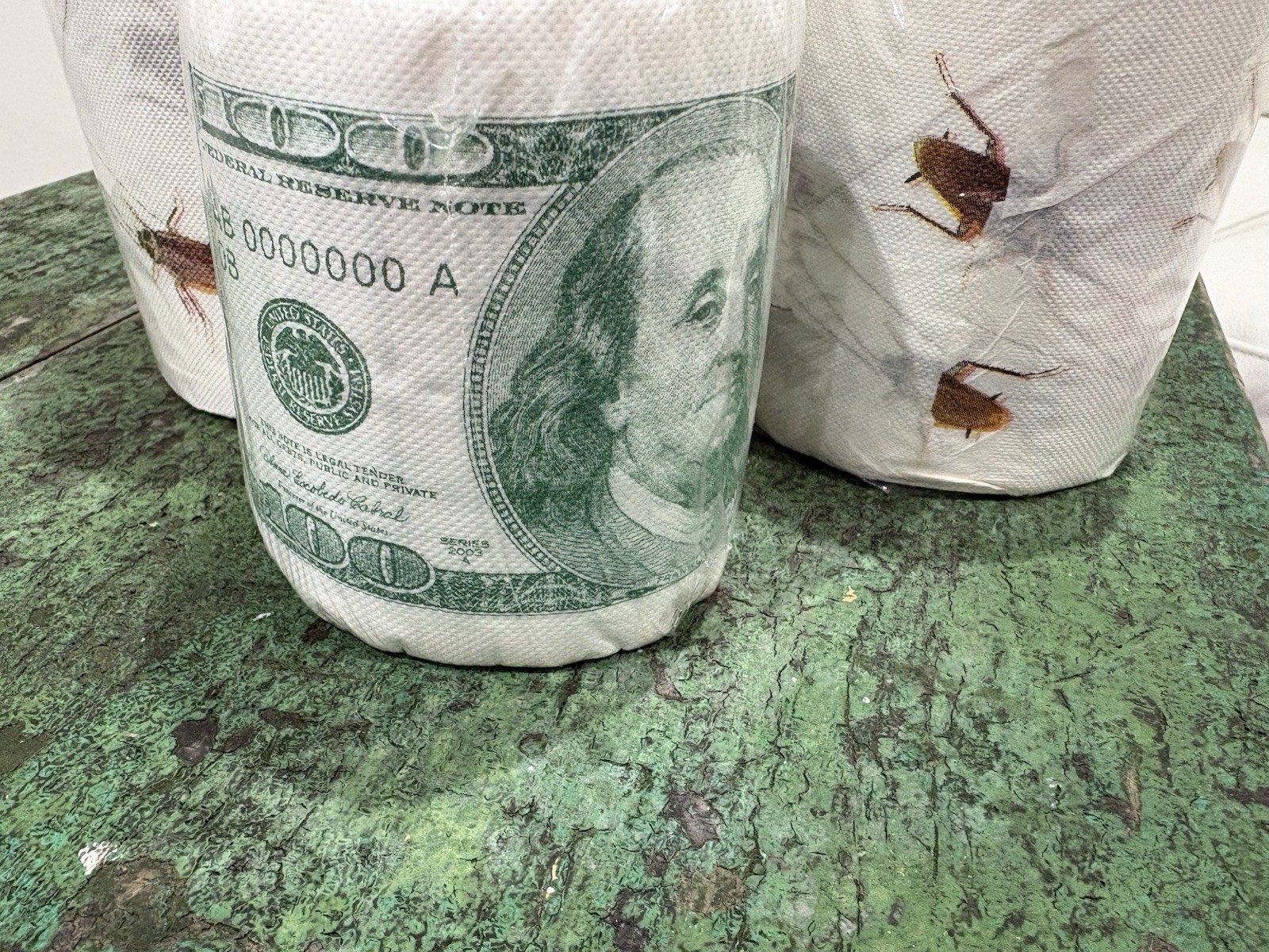 Lot 6 Cockroach Obama 100$ Bill Toilet Paper Rolls Funny Novelty Bathroom Fun