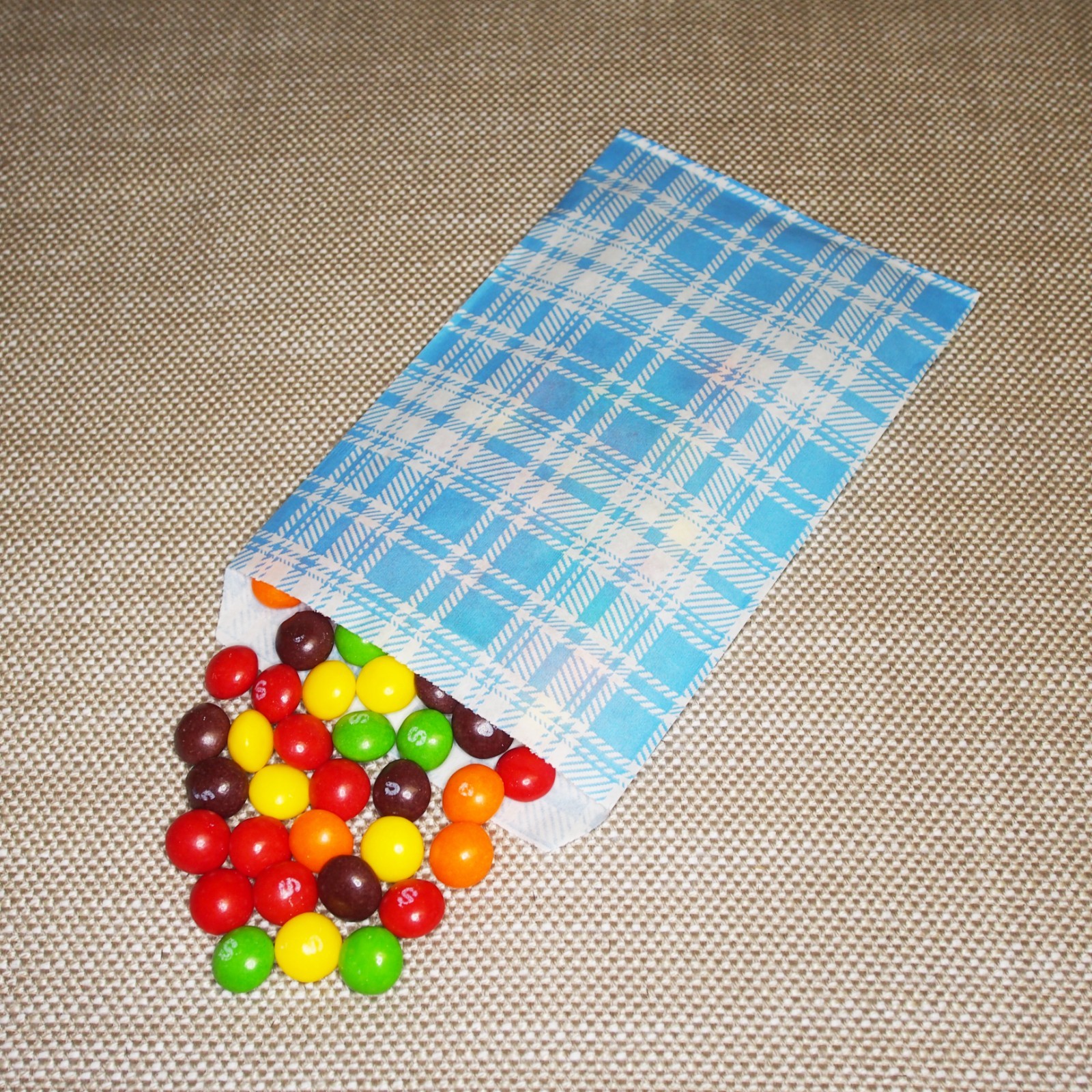 Decorative Mixed Plaid Pattern Flat Paper Gift Bags – 4 Sizes available