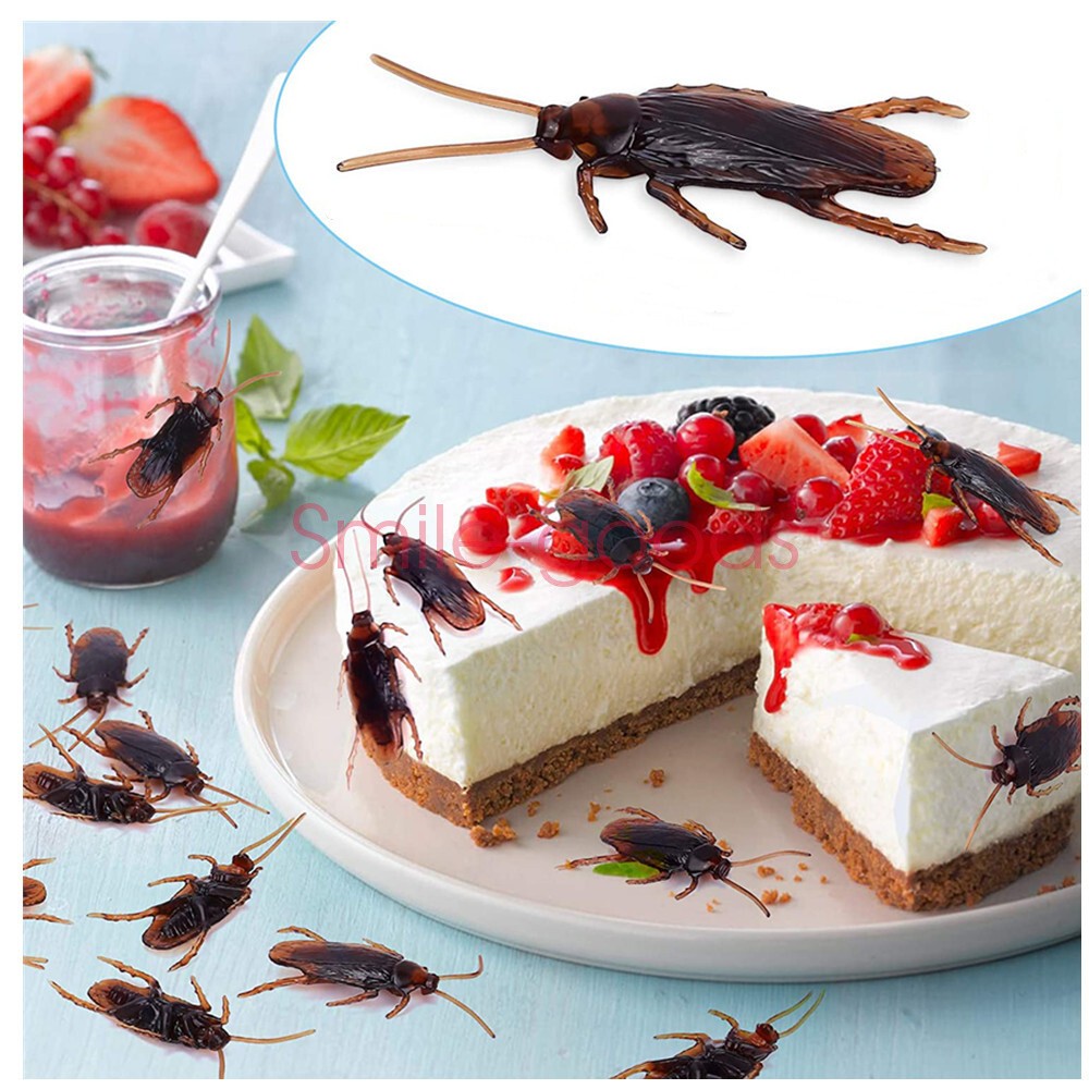 Prank Cockroaches Realistic Cock Roach Rubber Fake Creepy Bugs Gag Toy Joke 40pc
