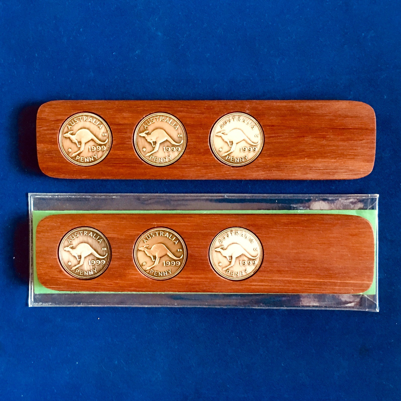 2005 20th Birthday Gift Present Hardwood Two-Up Game 2005 Australian Pennies
