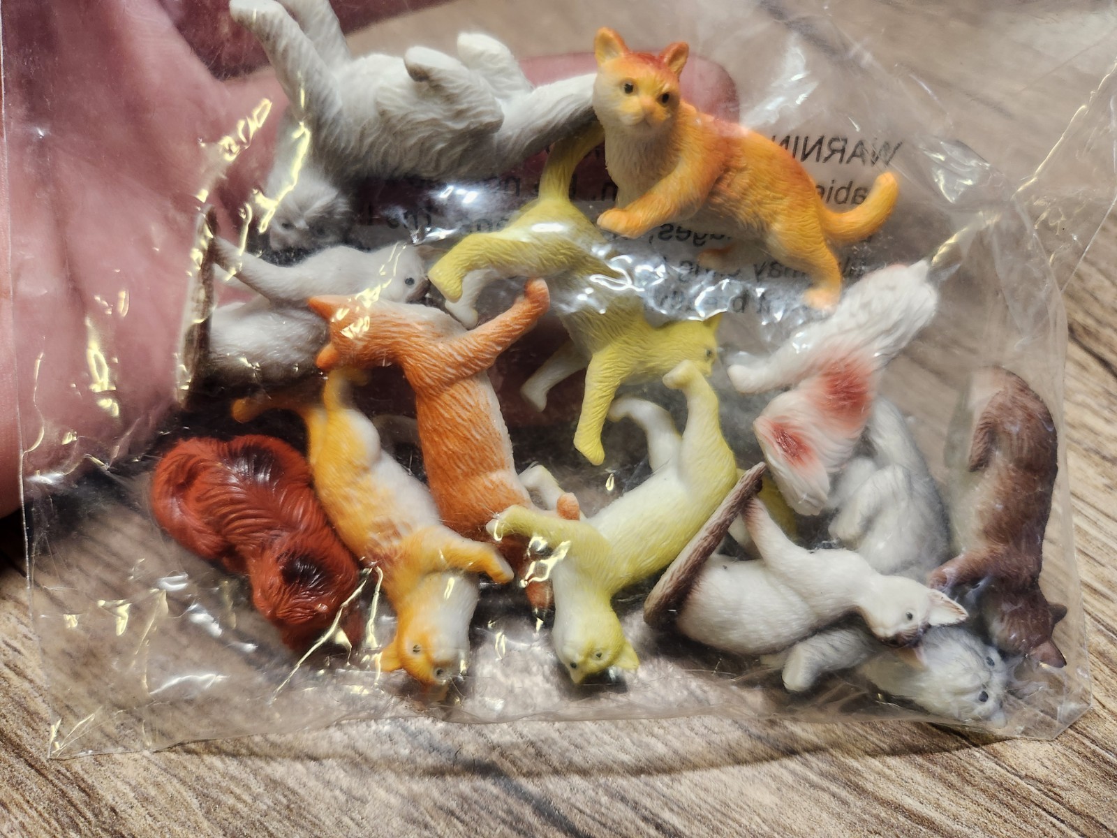 12pk Assorted Plastic Mini Cats & Kittens Toys NEW IN PACKAGE Cake Decorations
