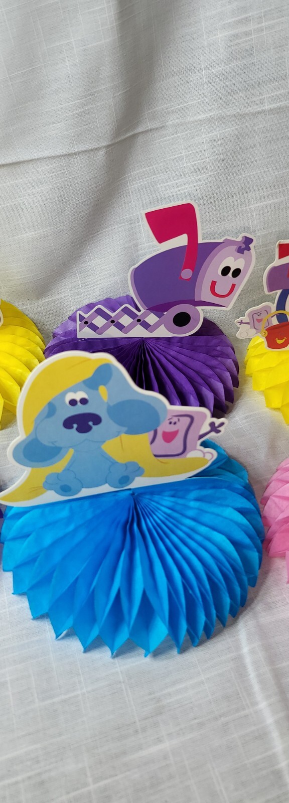 Blue’s Clues Honeycomb Party Supplies 8 Pack Dog Cartoon Kids Boy Girl
