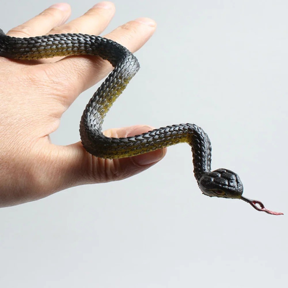 Fake Rubber Snake Toy, 45cm Realistic Prank Trick Toy With Tongue Stick Out, Per