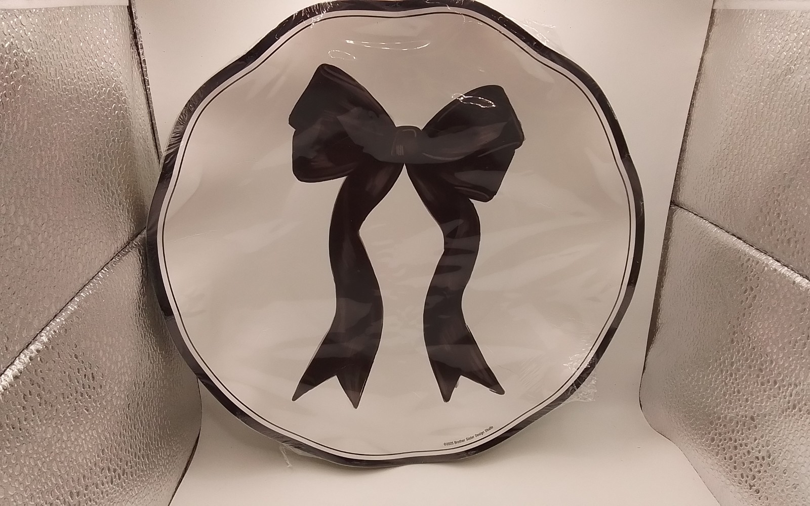 Deep Scalloped Bow All Occasion Disposable Tableware Paper Plates and Napkins