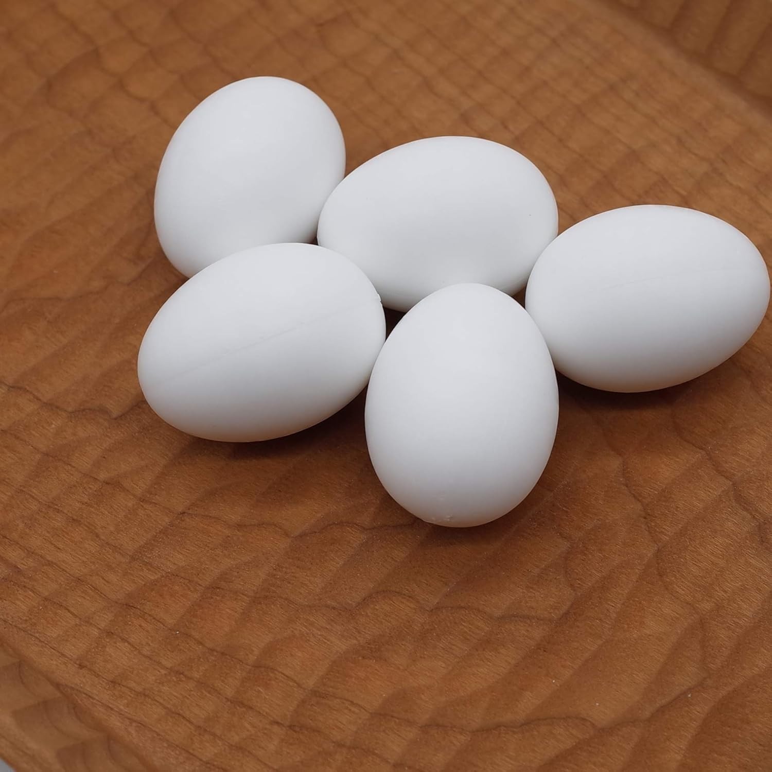 5 Pcs Hatching Eggs for Parrots Macaws Cockatoos and Eclectus – 37mm x 27mm