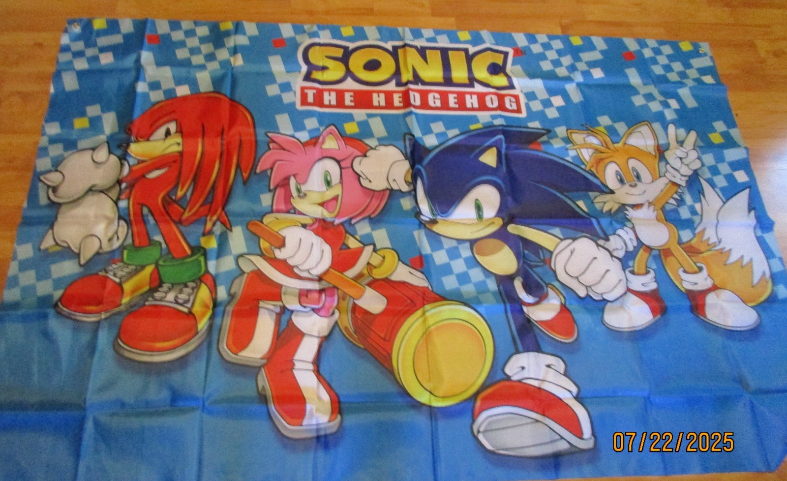 Sonic The Hedgehog Birthday Party Supplies Multi-color 6′ x 4′ Cloth Banner NEW