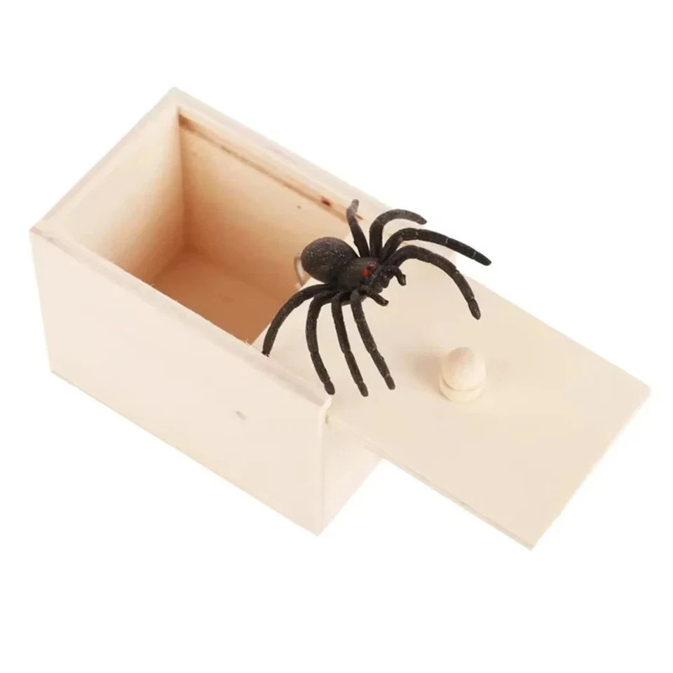 Wooden Prank Spider Scare Box Hidden in Case Trick Play Joke Scarebox Gag Toy
