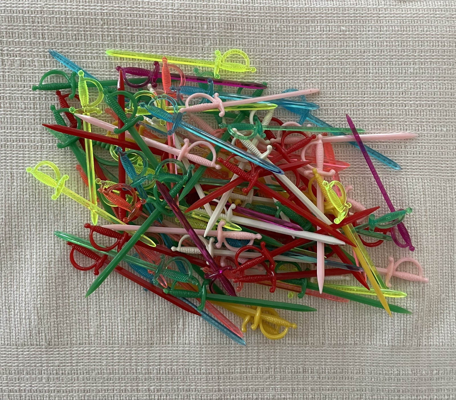 Lot – Vtg Toothpicks Party Picks Cocktail Forks Diamond Parasol Picks 500+ Pcs