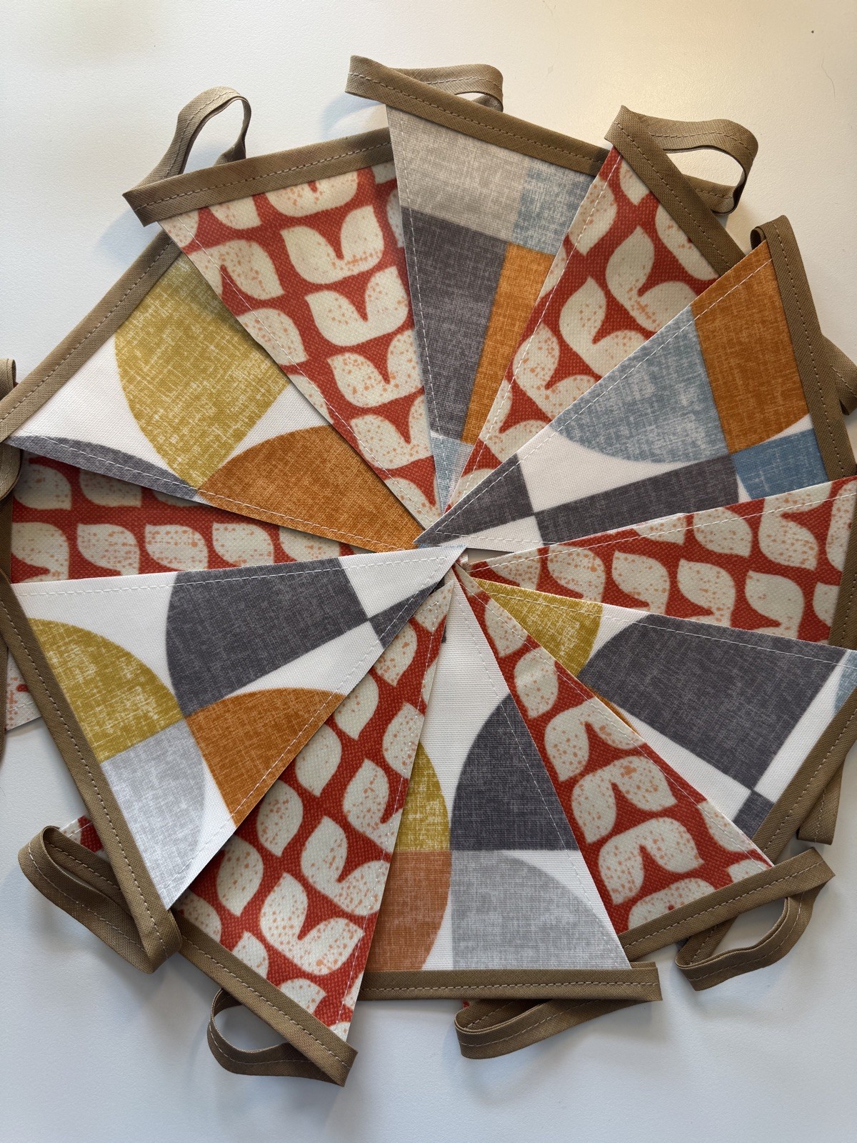 Handmade Oilcloth Bunting – Garden/Home – Contemporary – 3 Meters Double Sided