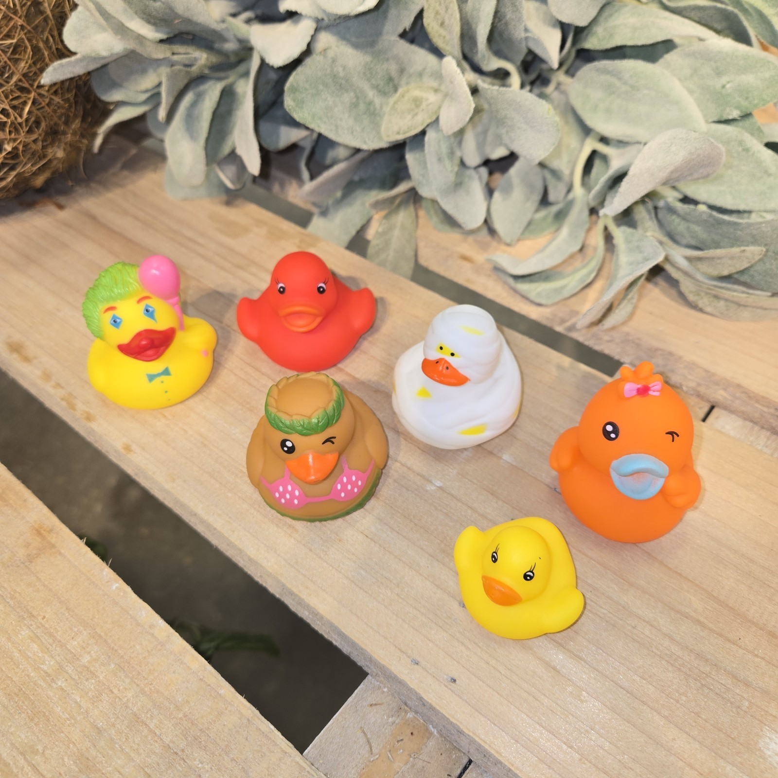 Rubber Duckies Lot Of 6 Jeep Play Cruise Hawaiian, Clown, Mummy, Red, Orange