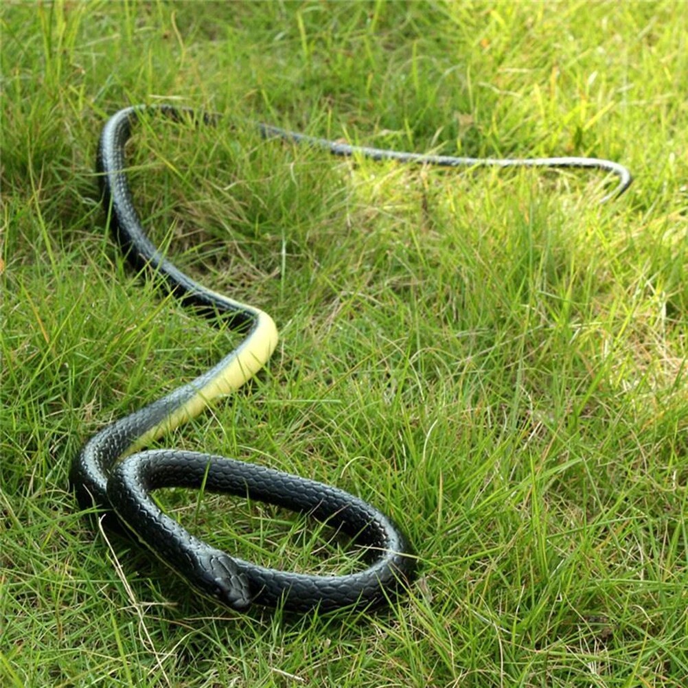 50″ Fake Realistic Rubber Snake Scary Toy Prank Party Joke Halloween Decor Prop